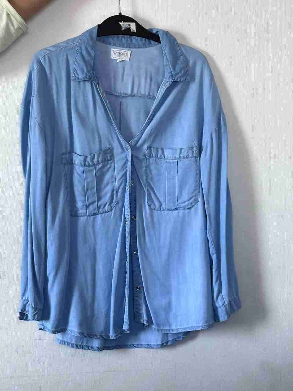 Camisa celeste de mujer - miniatura 1