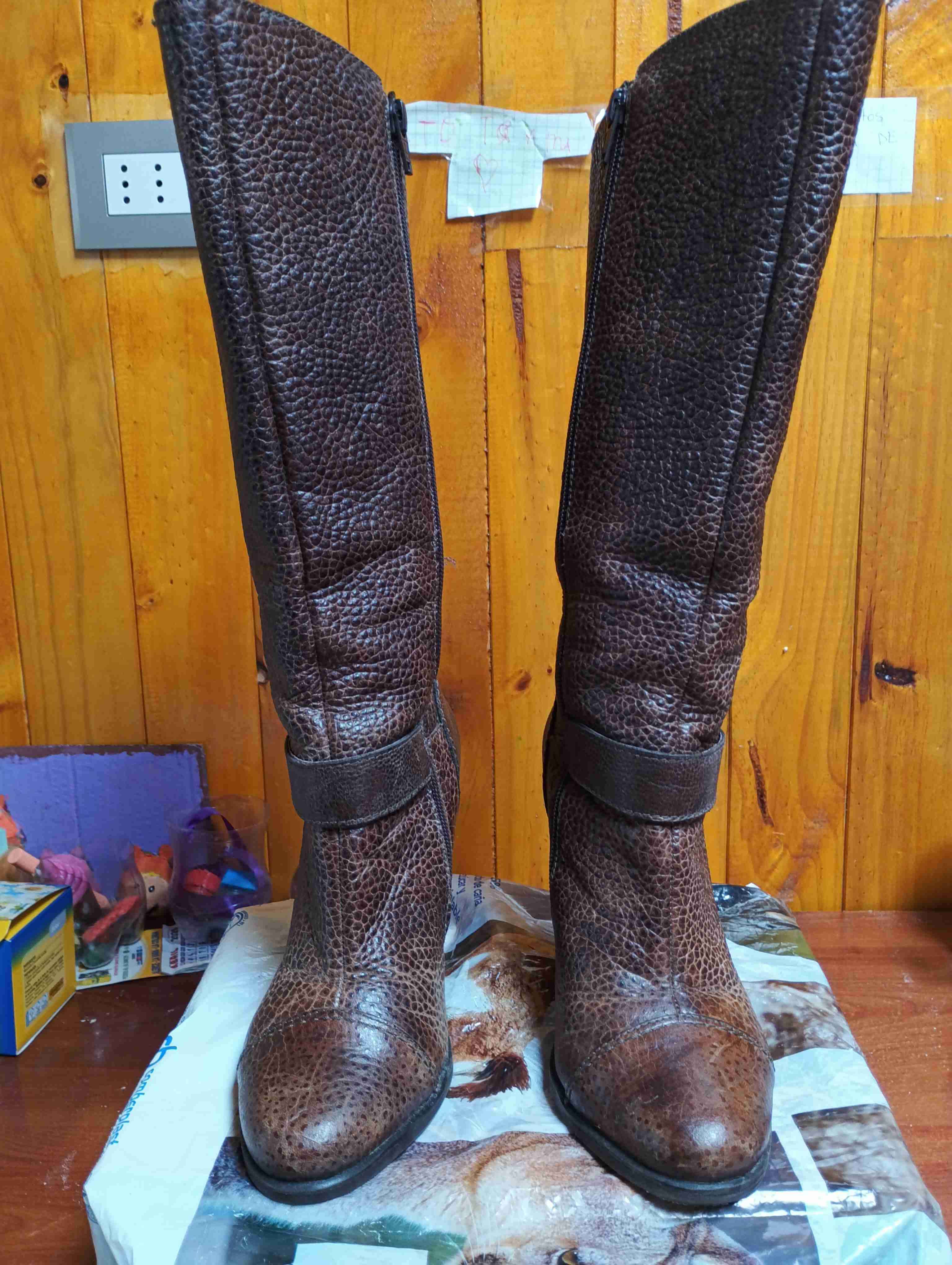 Botas color marrón - miniatura 1