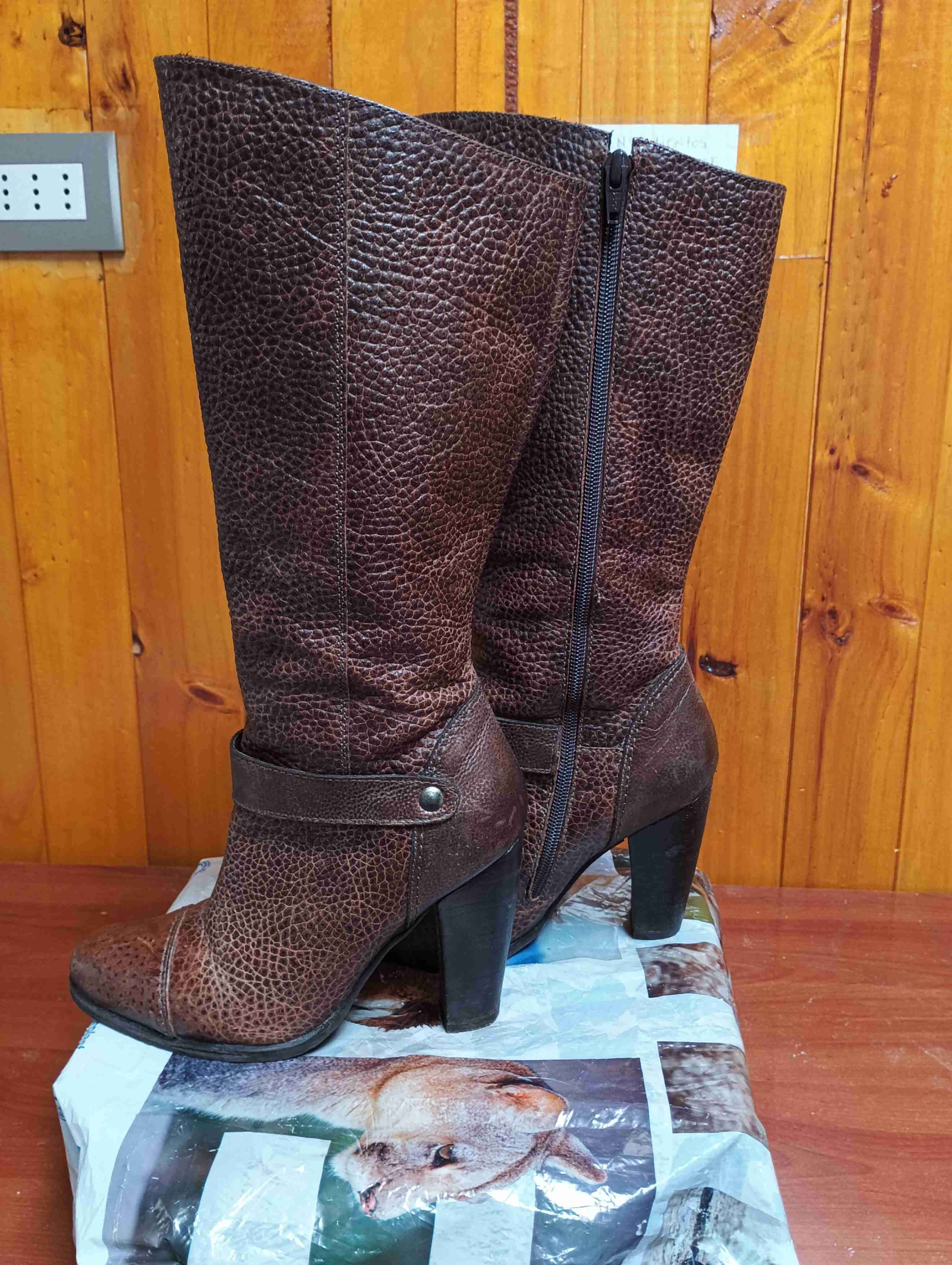 Botas color marrón - miniatura 3