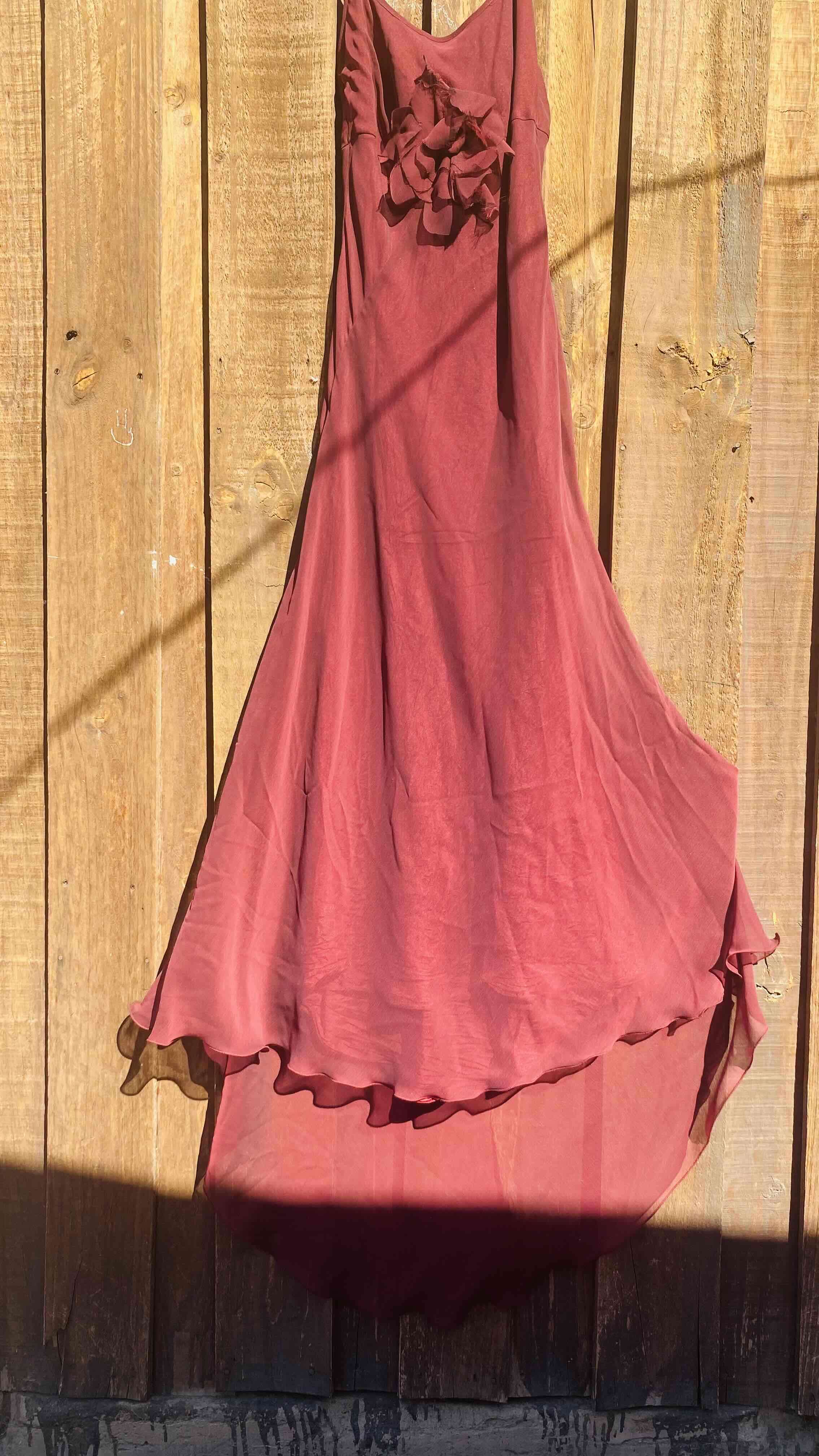 Vestido largo burdeos elegante - miniatura 1