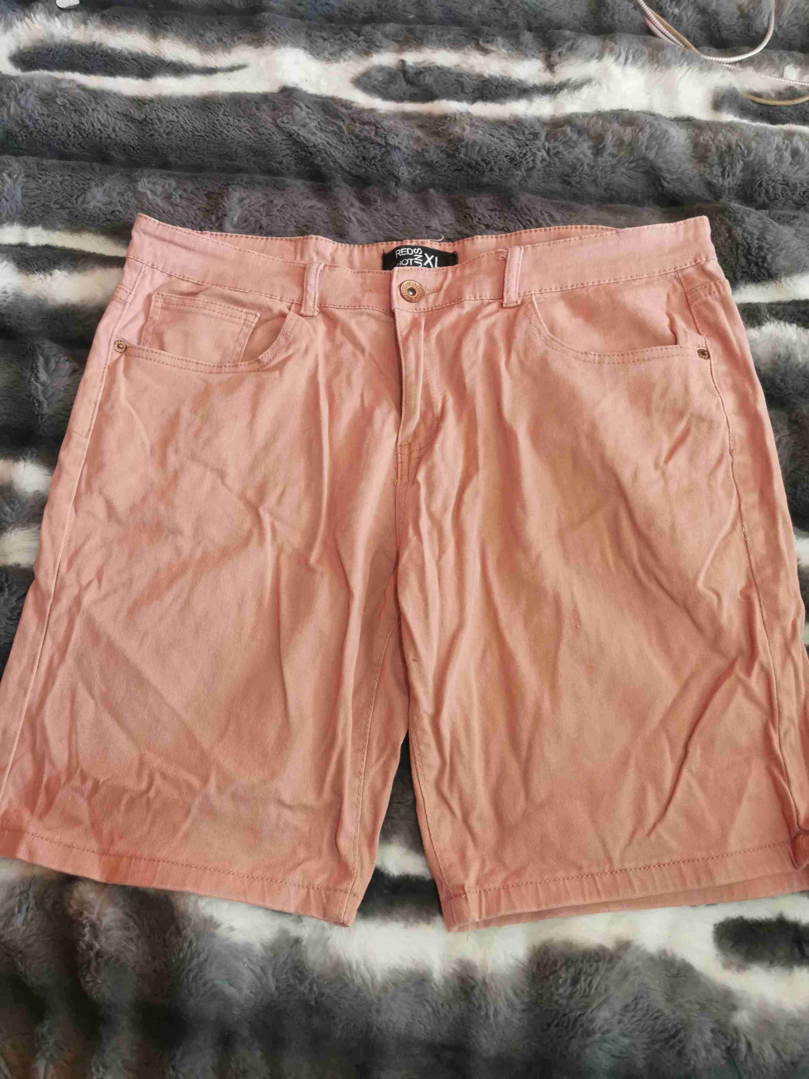 Shorts casuales color palo rosa - miniatura 1