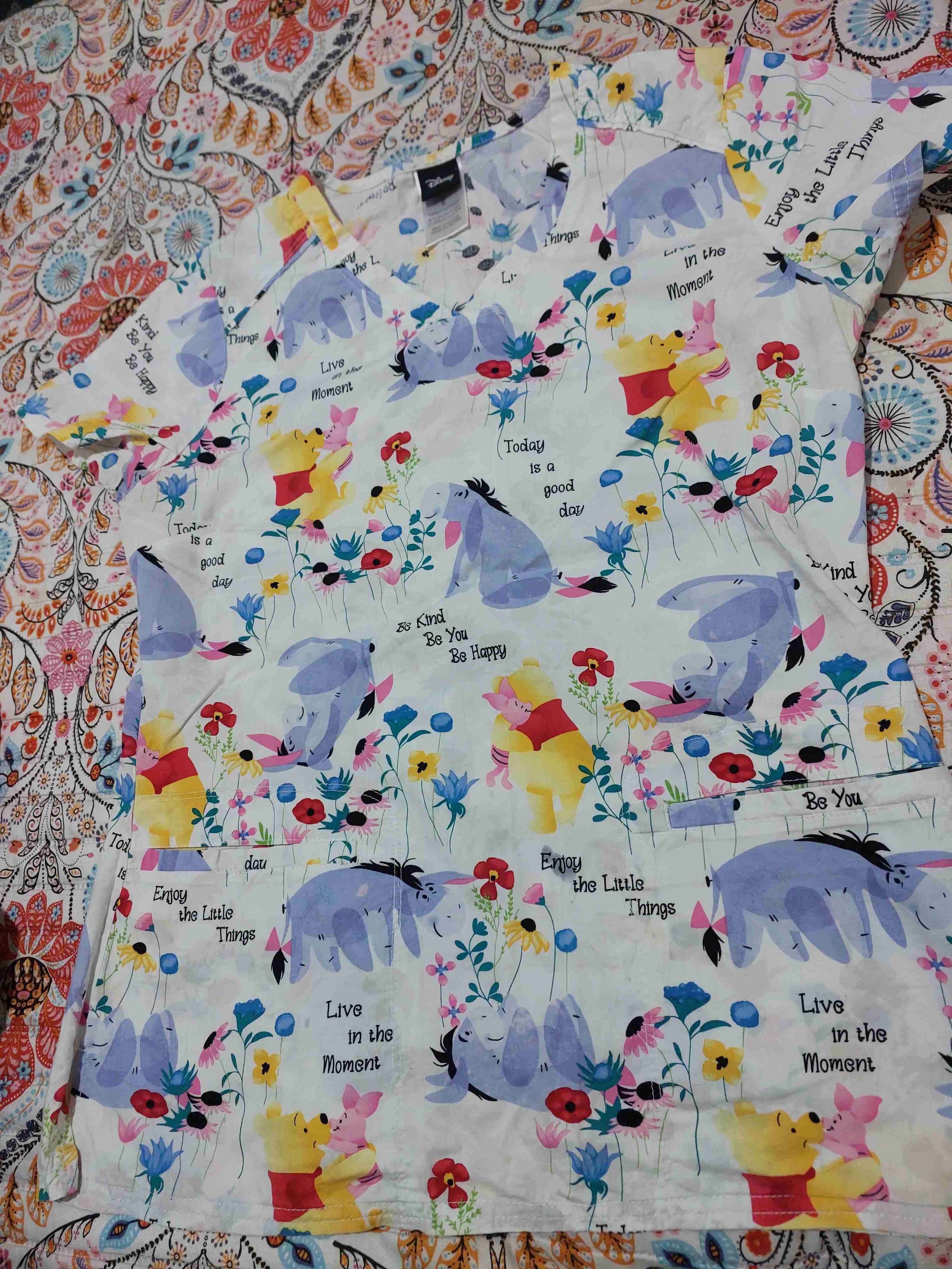 Delantal clinico disney - miniatura 1