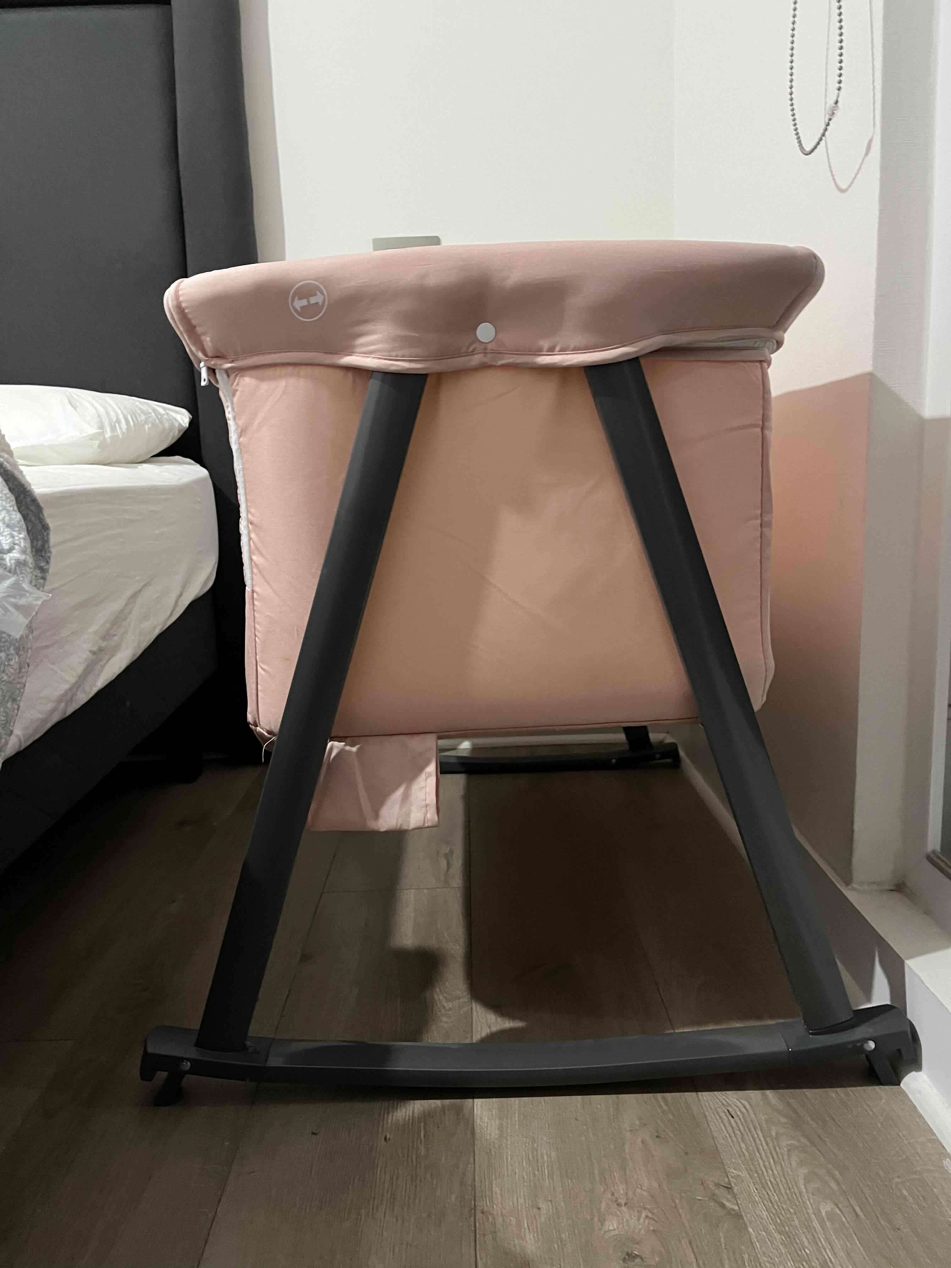 Cuna mecedora color rosa - miniatura 3