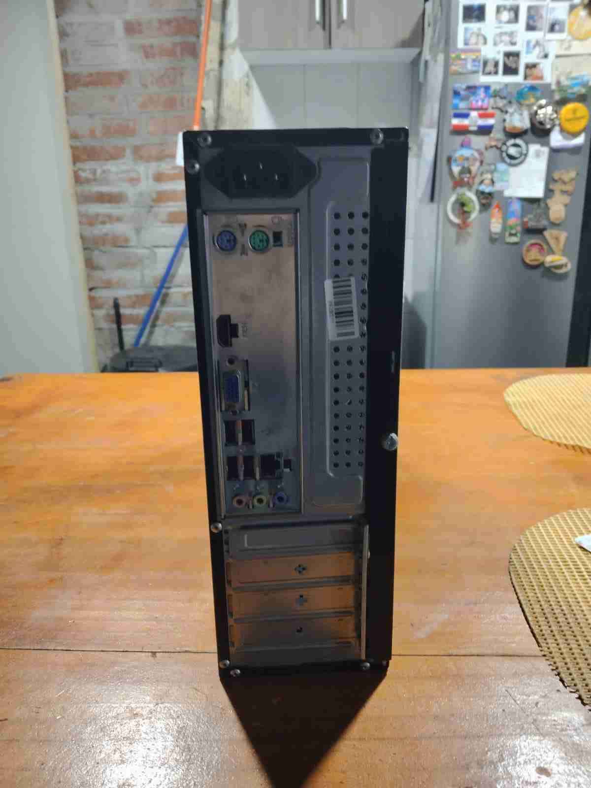 Computador de escritorio Samsung - miniatura 5