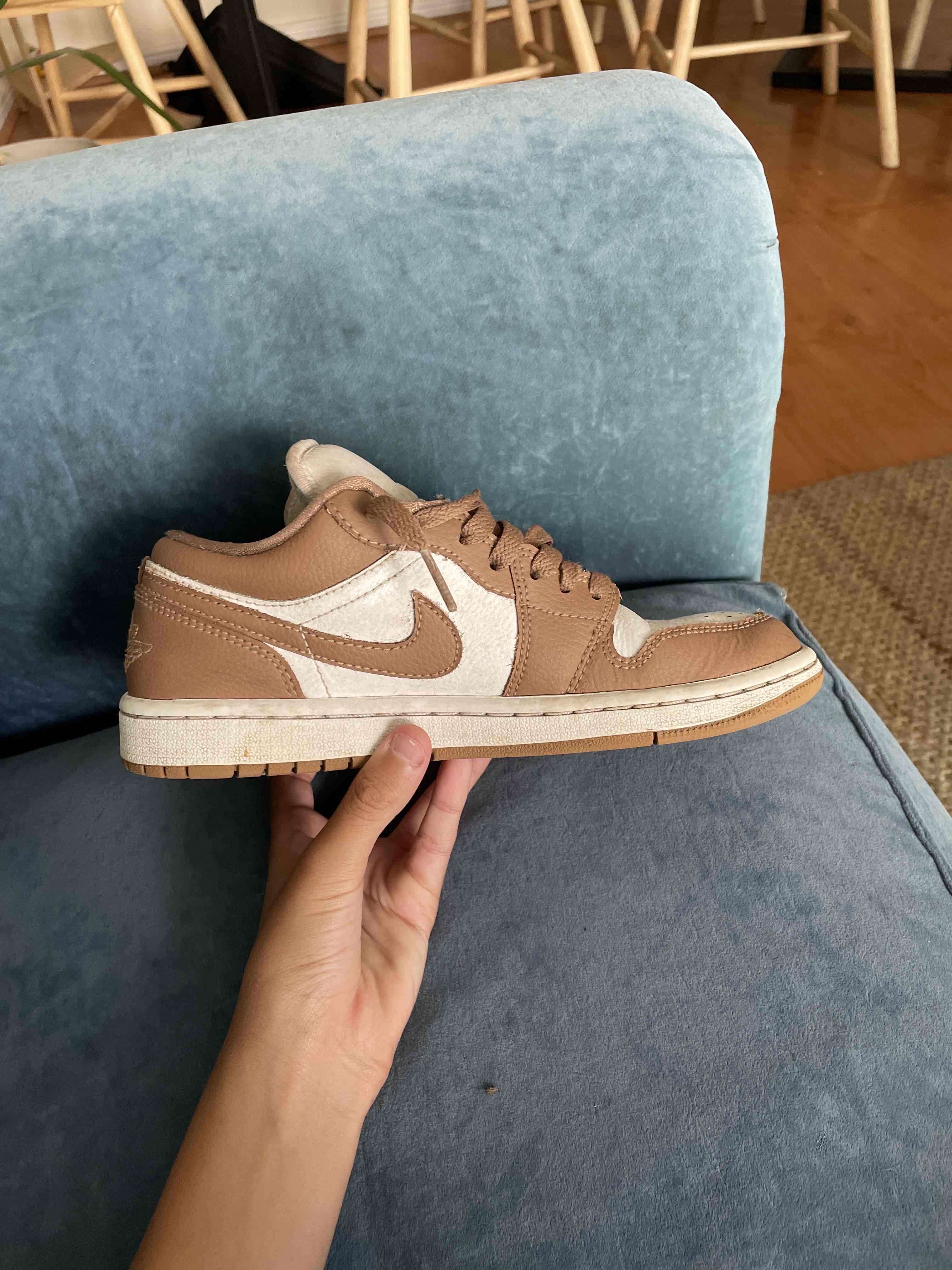 Zapatillas deportivas marrones y blancas - miniatura 4