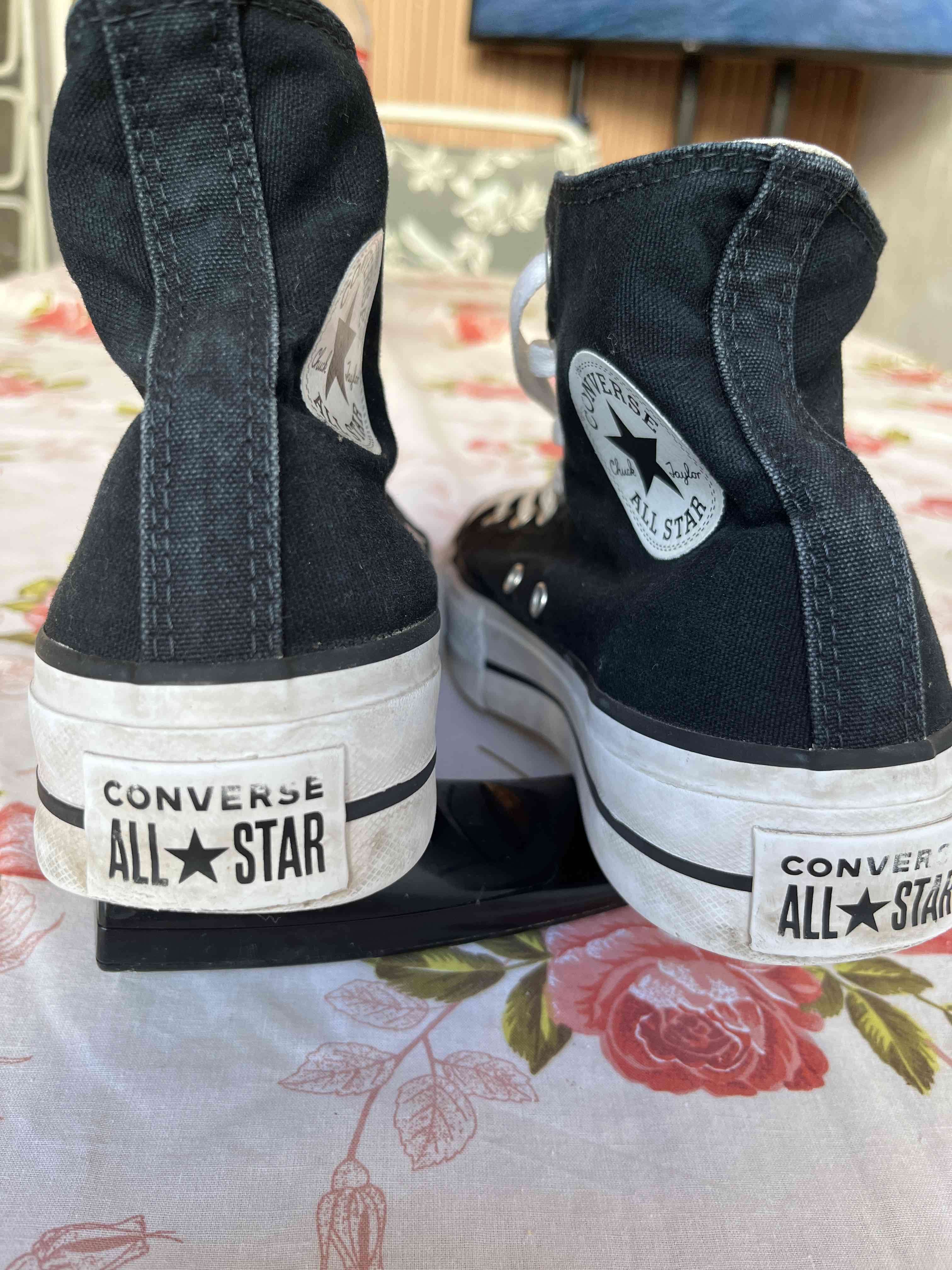 Zapatillas negras clásicas - miniatura 2