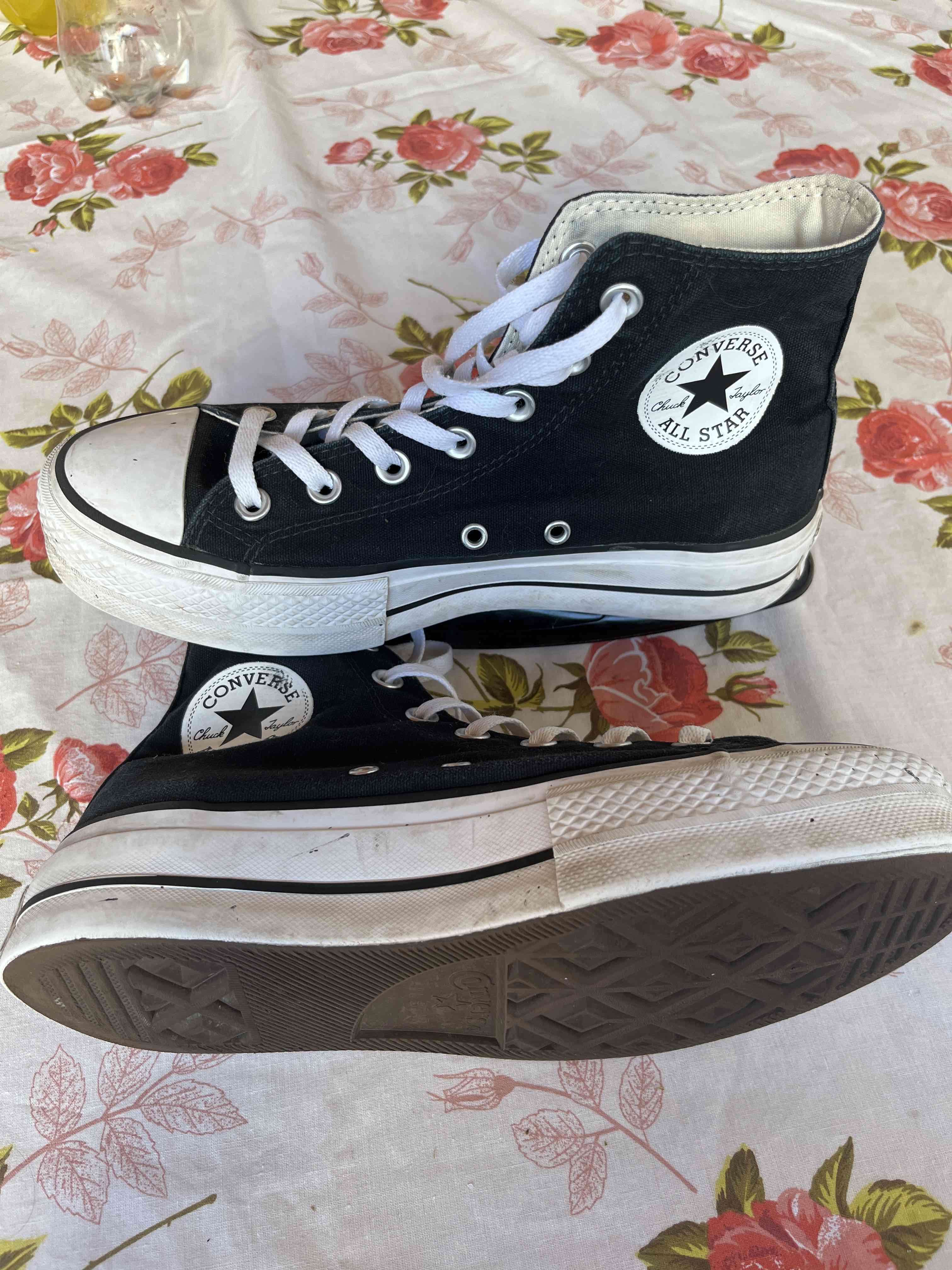 Zapatillas negras clásicas - miniatura 3