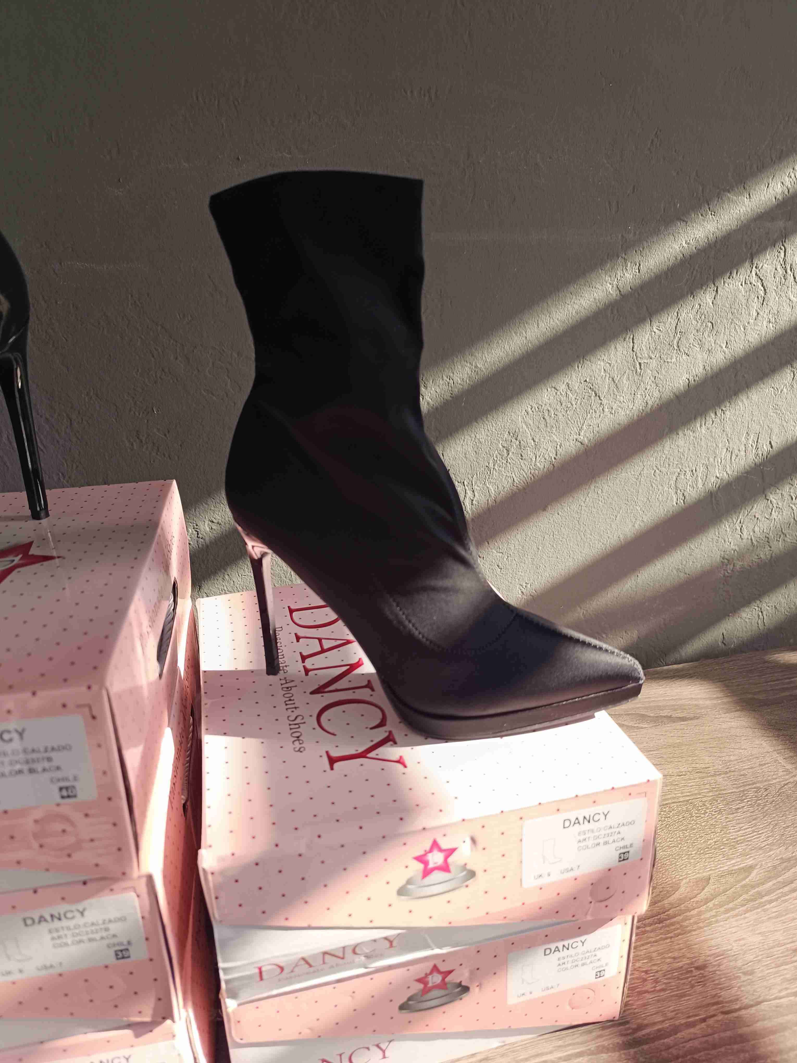 Botines de charol negro Dancy - miniatura 2