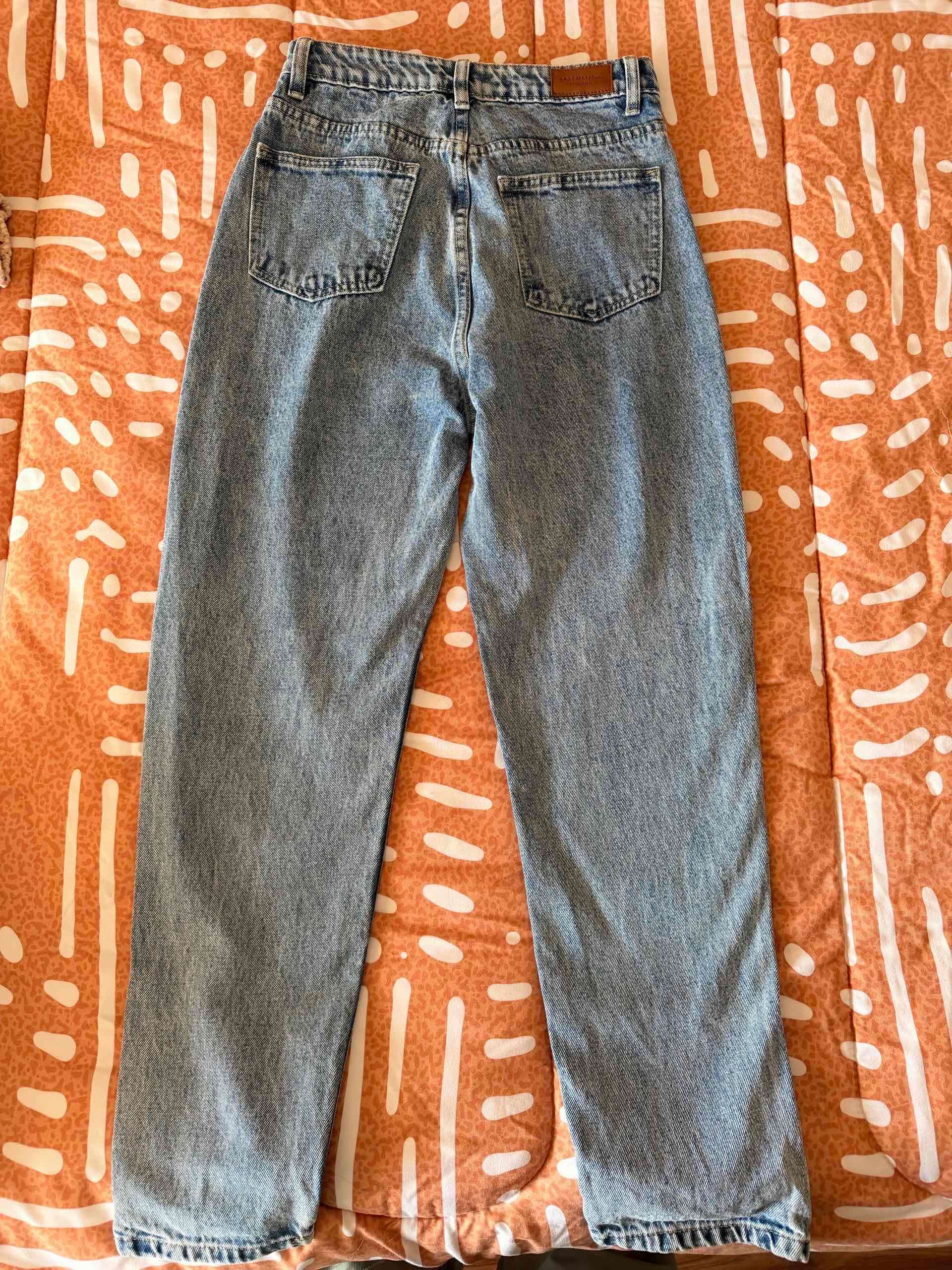 Jeans clásicos azul claro - miniatura 2