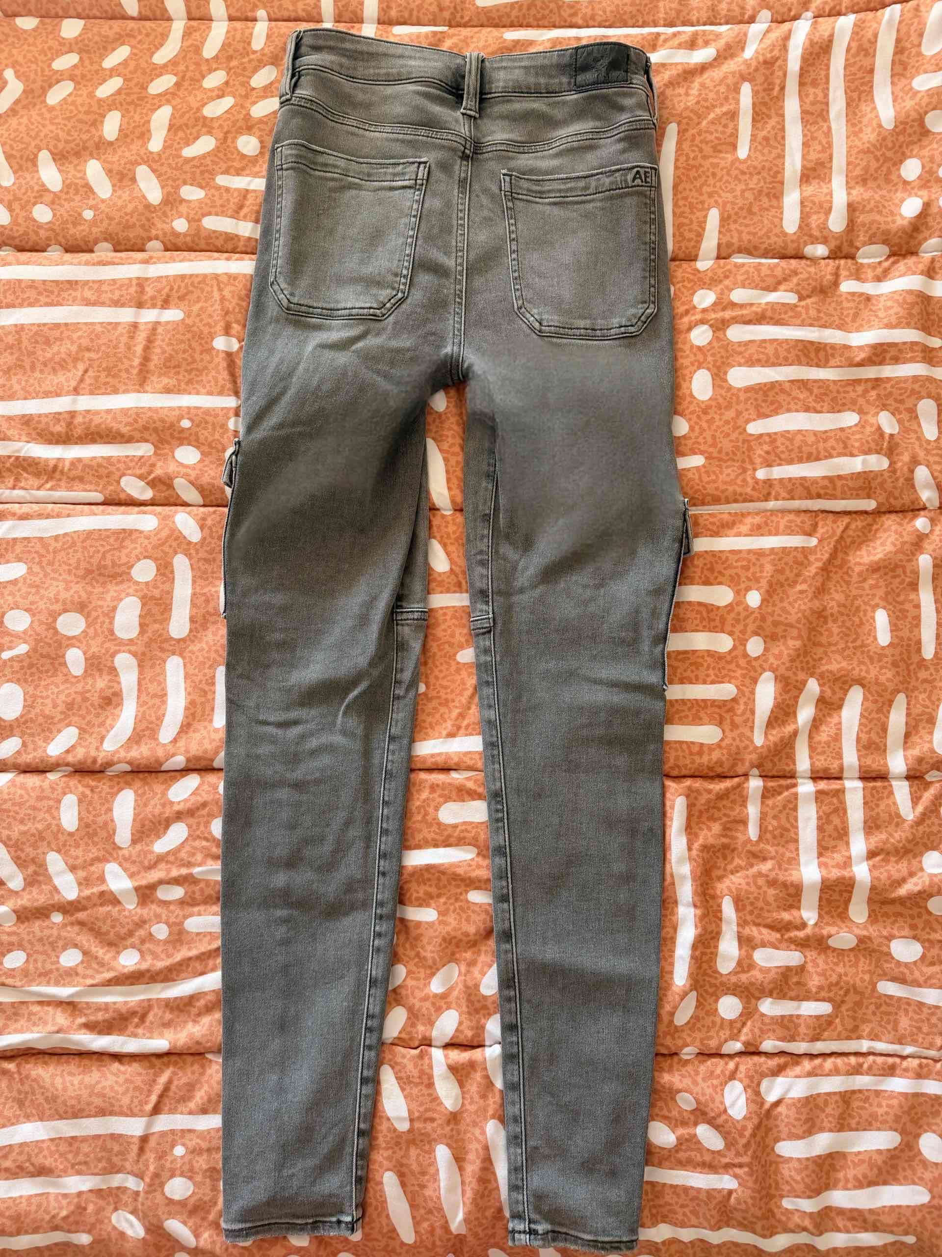 Pantalones cargo grises - miniatura 2