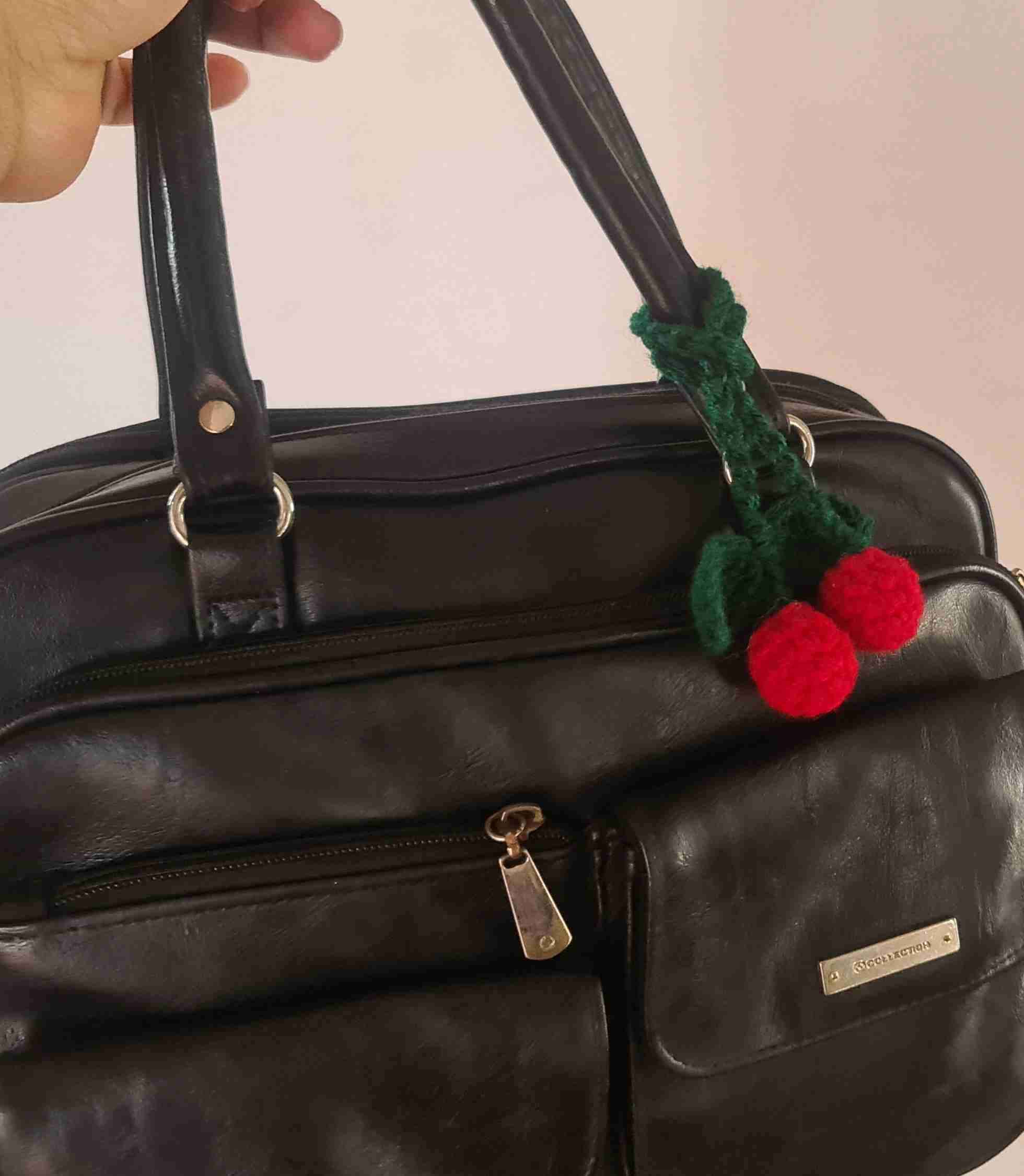 Adorno tejido de cerezas - miniatura 2