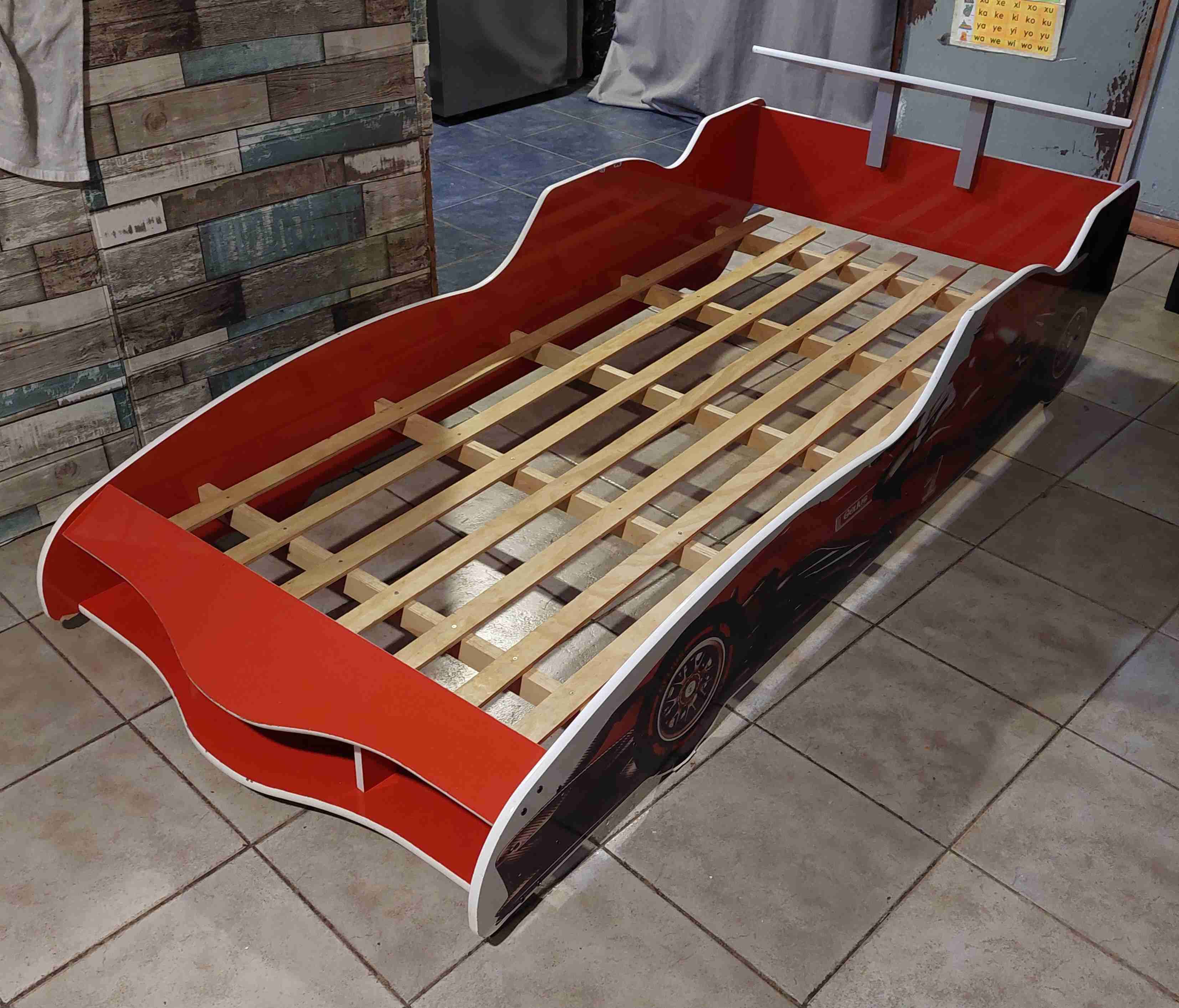 Cama infantil temática auto roja - miniatura 2