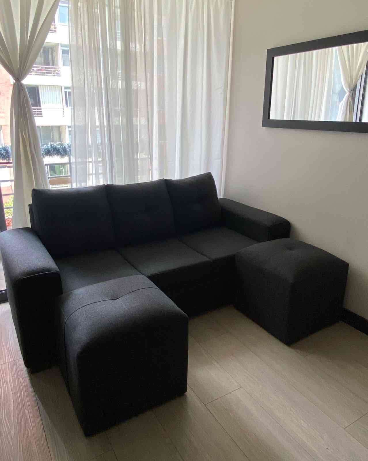 Sofá seccional gris oscuro - miniatura 2