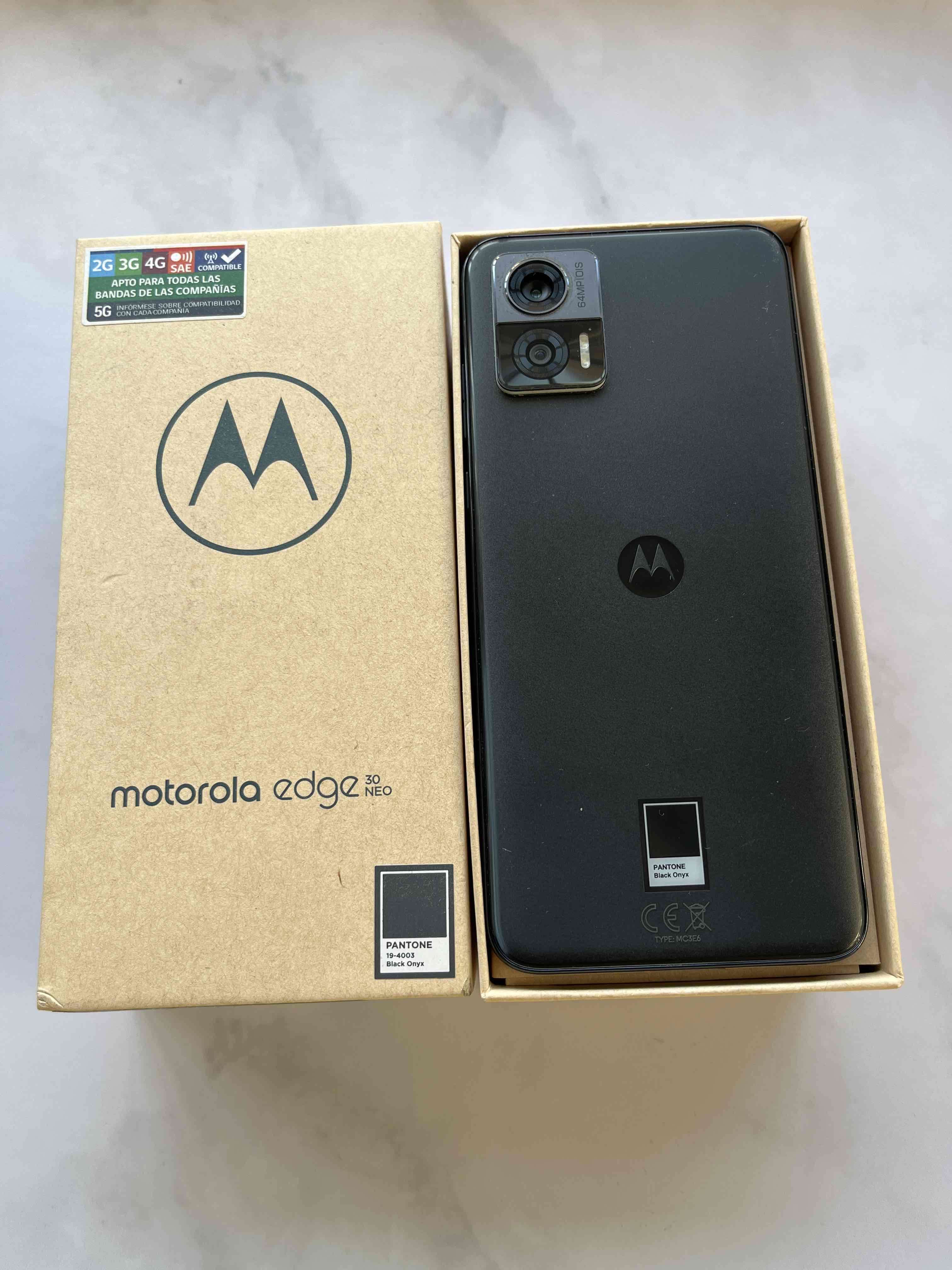 Smartphone Motorola Edge 30 Neo - miniatura 3