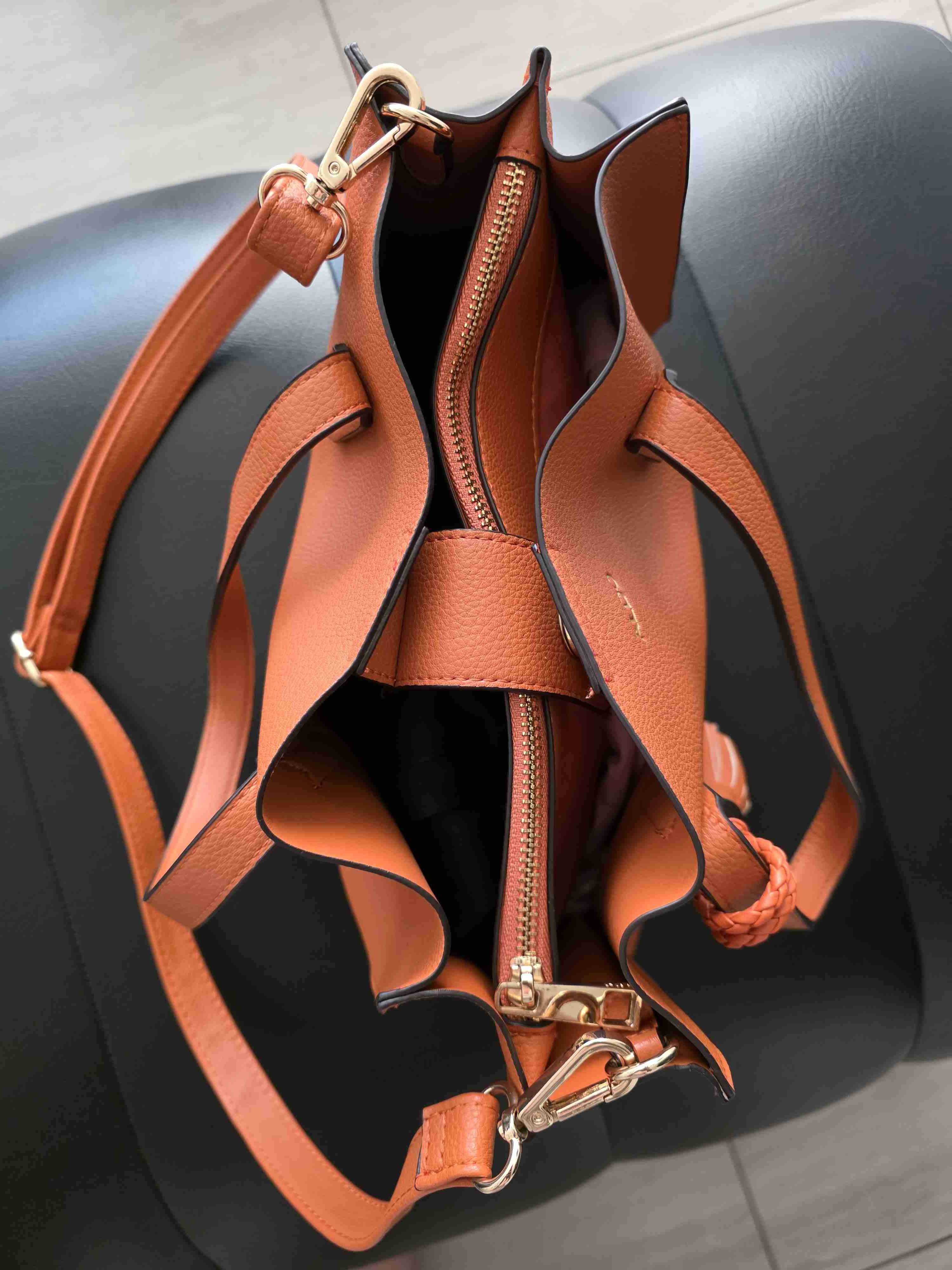 Cartera naranja con borlas - miniatura 4