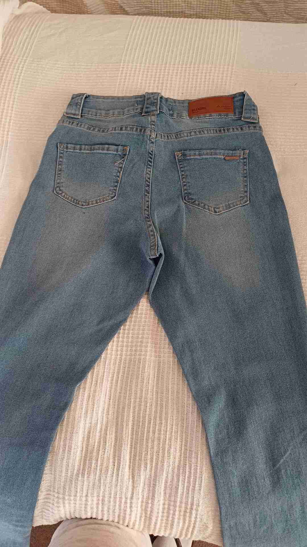 Jeans azul claro para mujer - miniatura 2