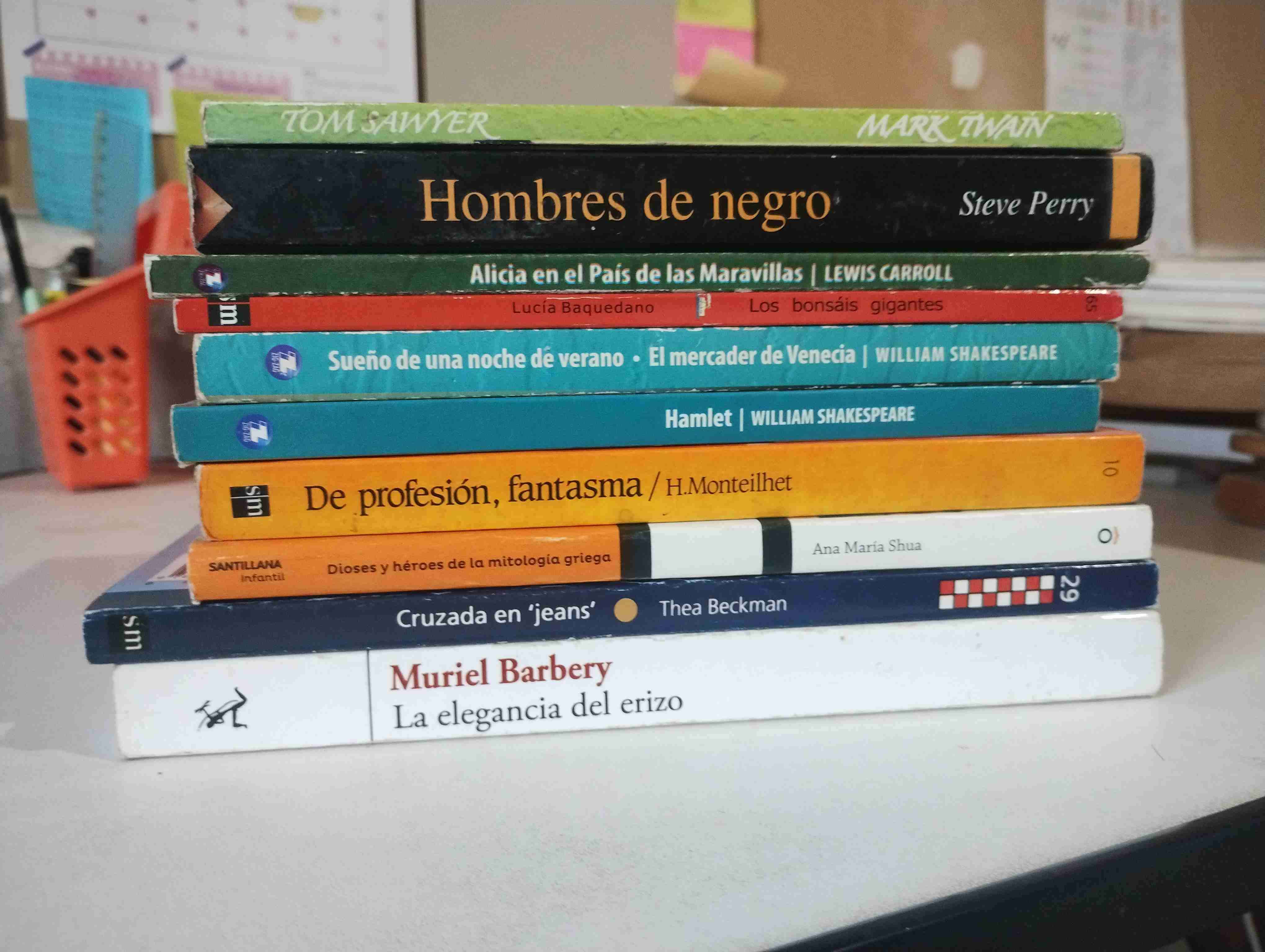 Lote de libros variados - miniatura 2