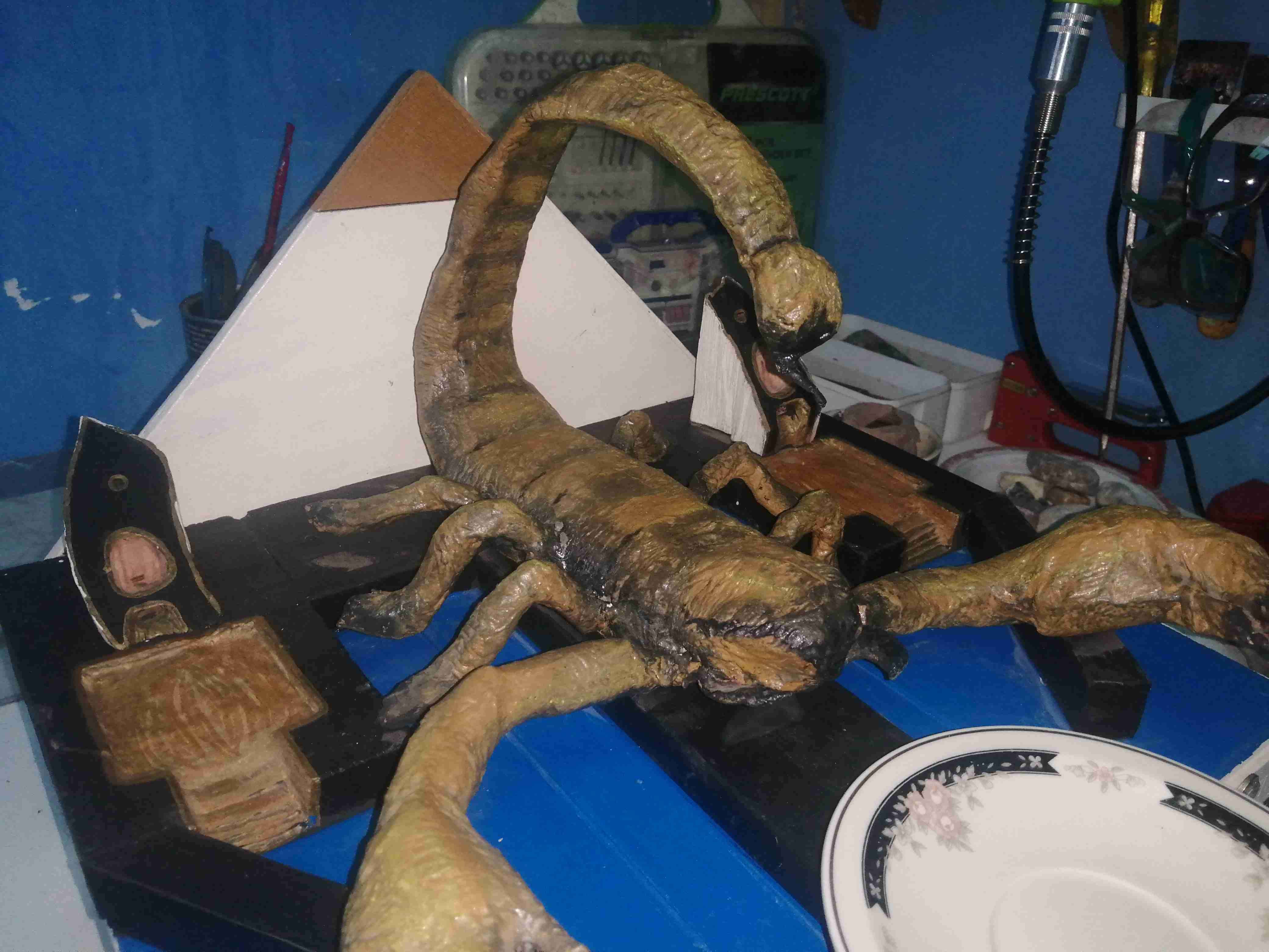 Modelo decorativo de escorpión - miniatura 3