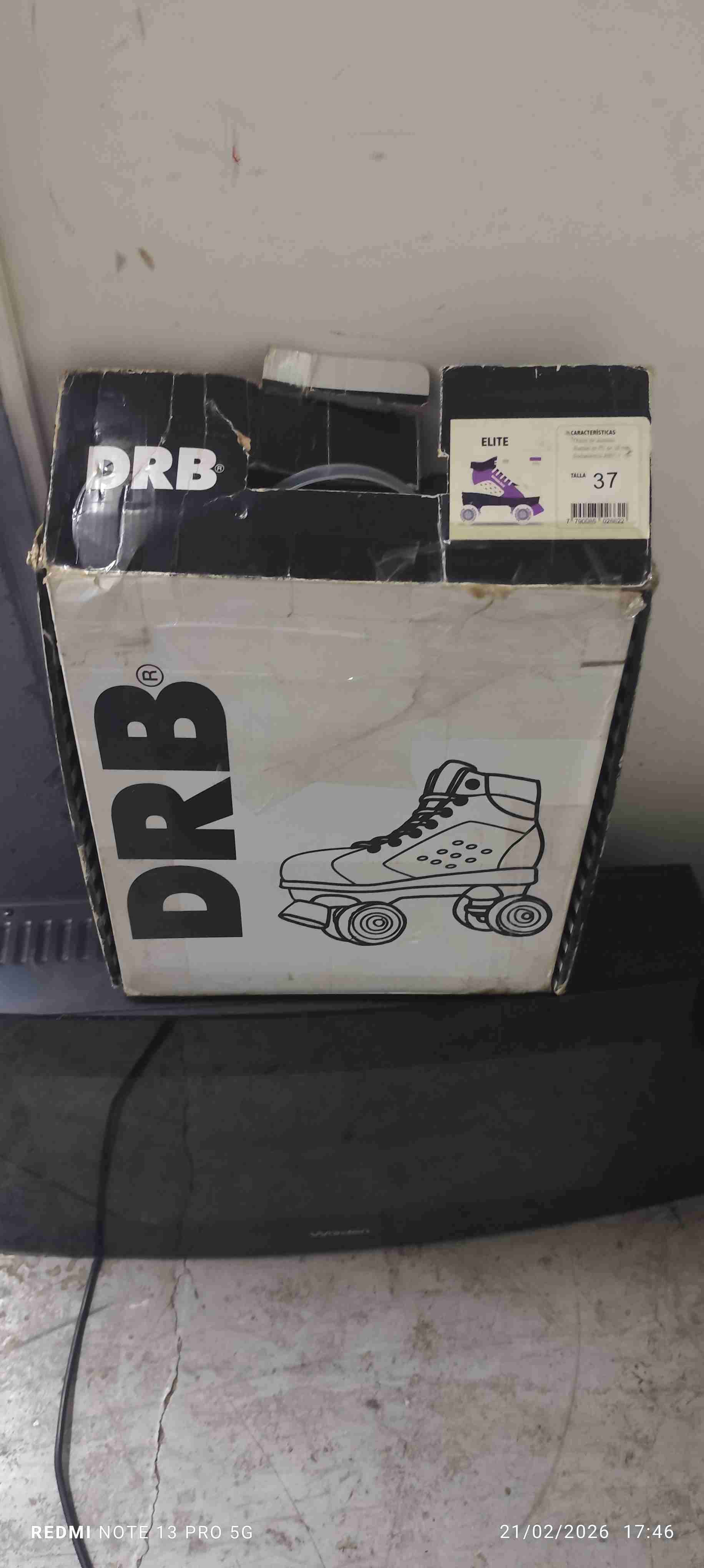 Patines retro morados y blancos - miniatura 3