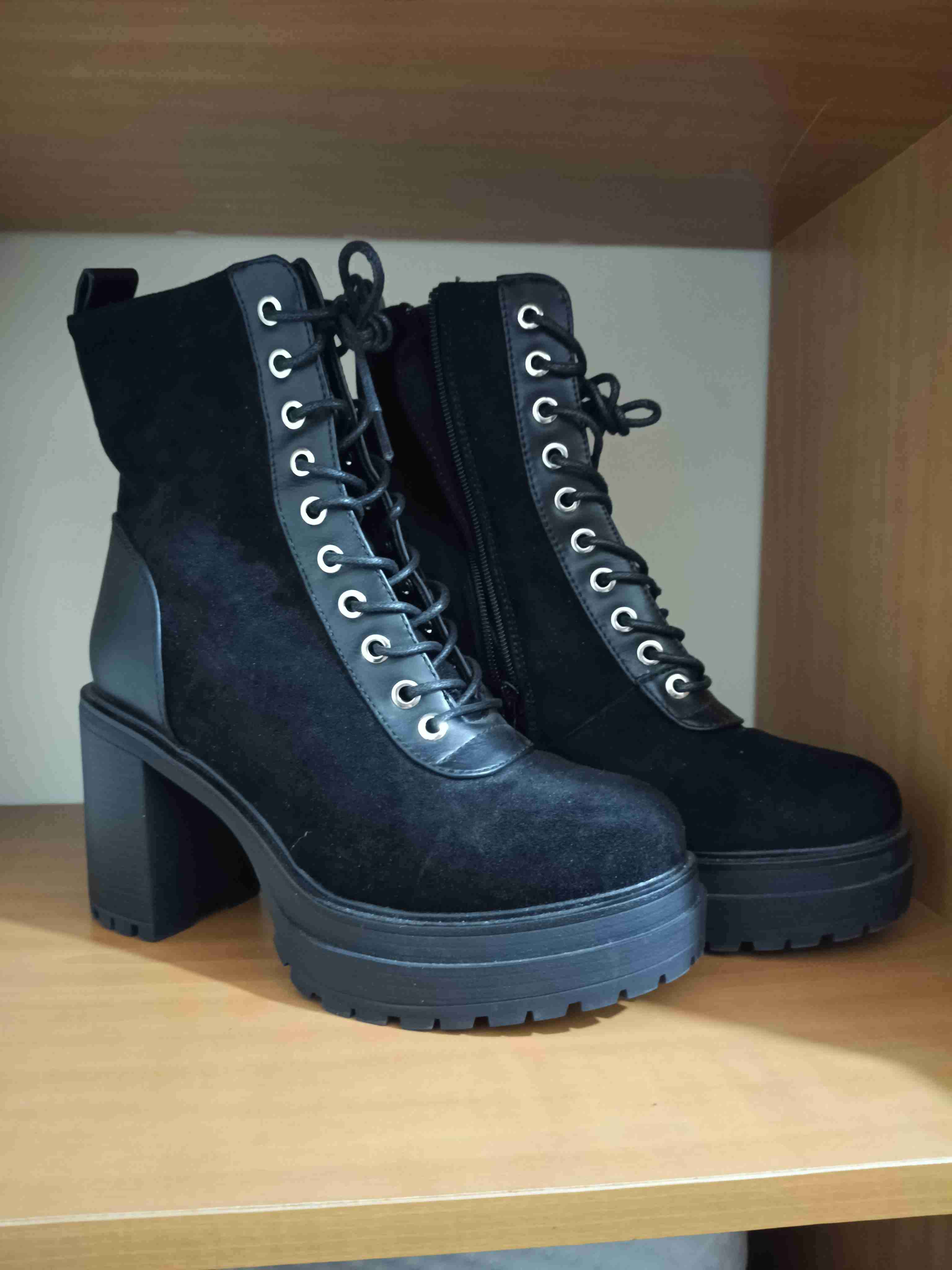 Botines negros - miniatura 2