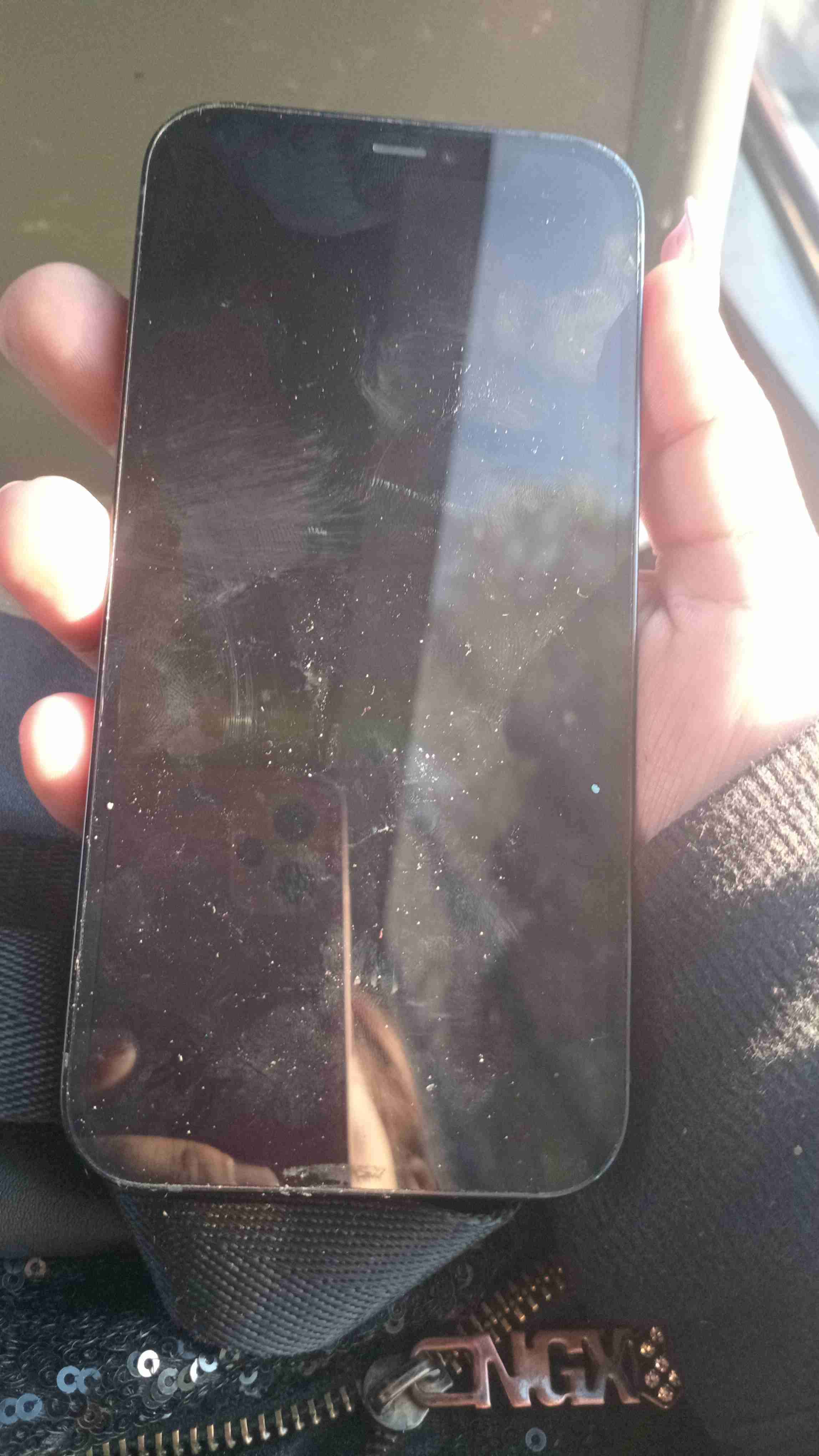 Teléfono móvil usado - miniatura 1