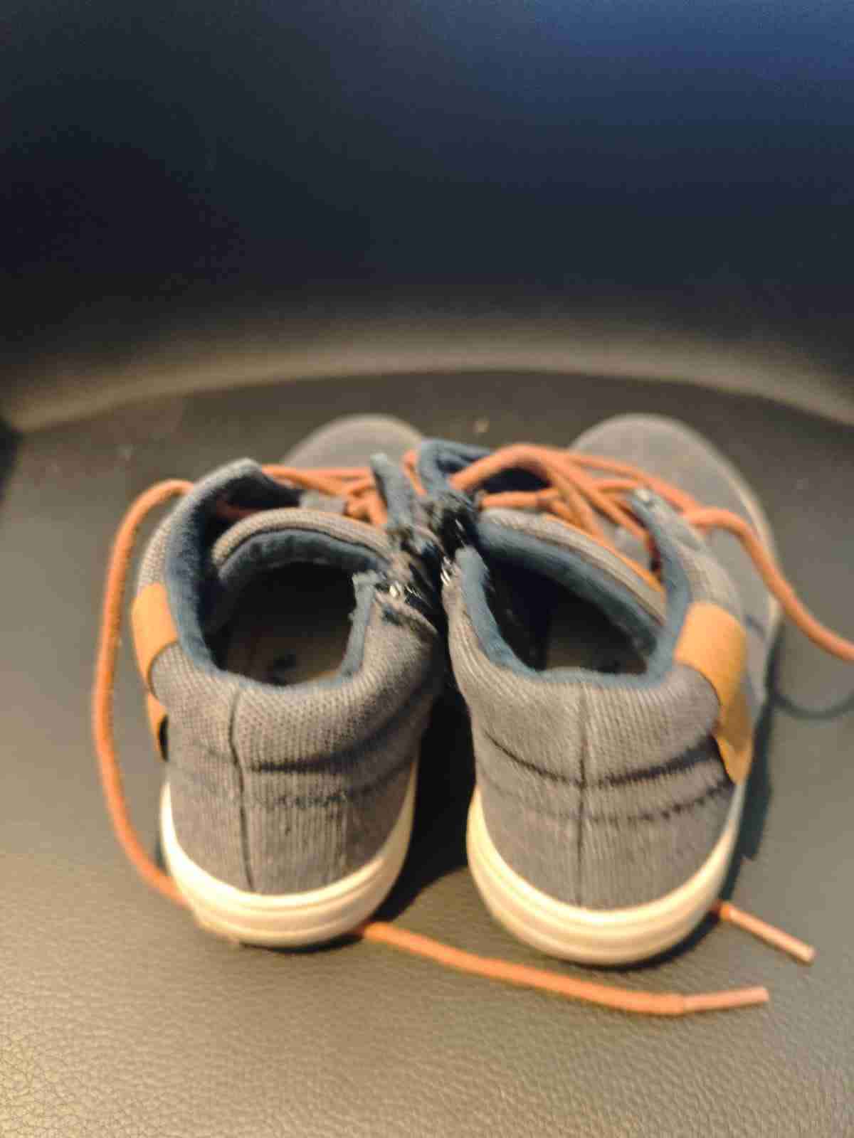 Zapatillas deportivas para niños - miniatura 3