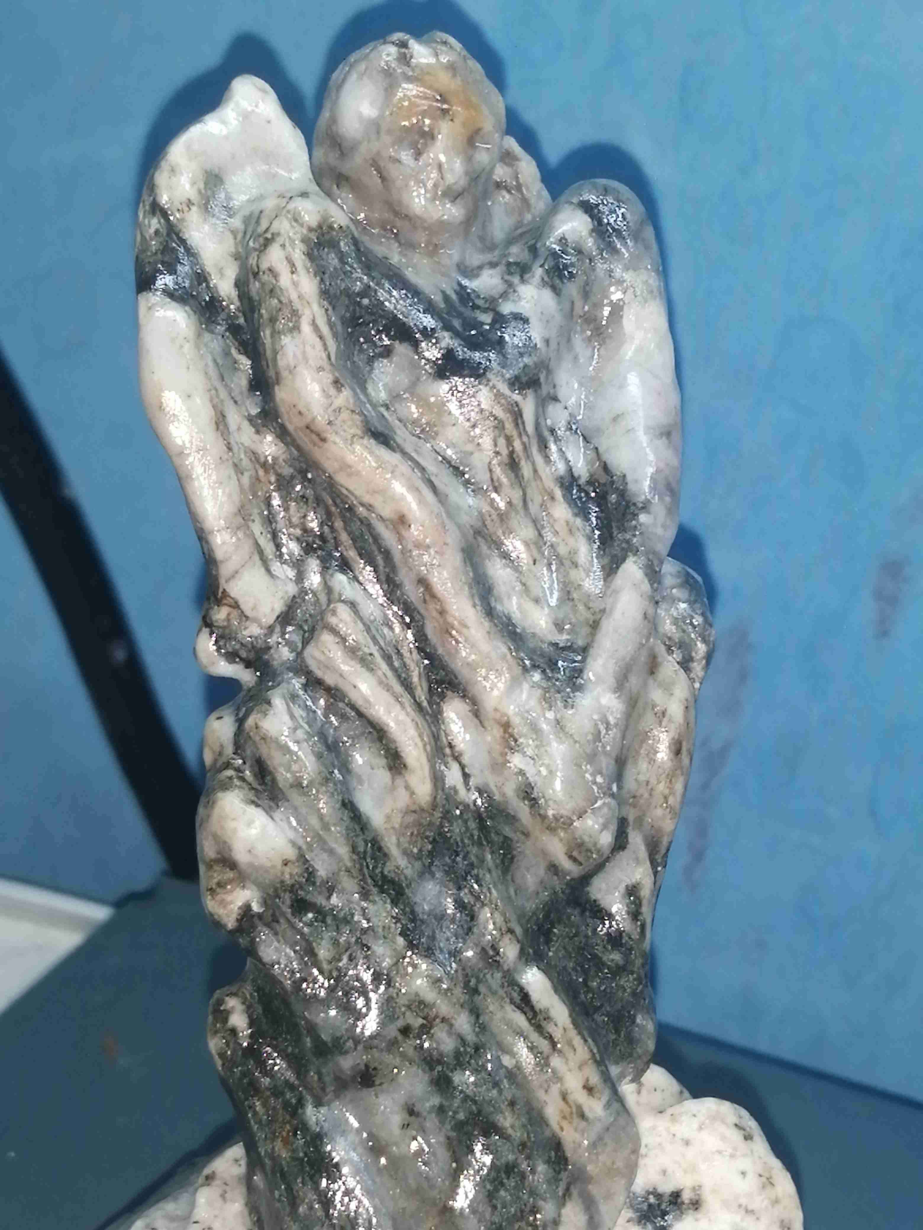 Escultura de piedra magallanica decoración. - miniatura 1