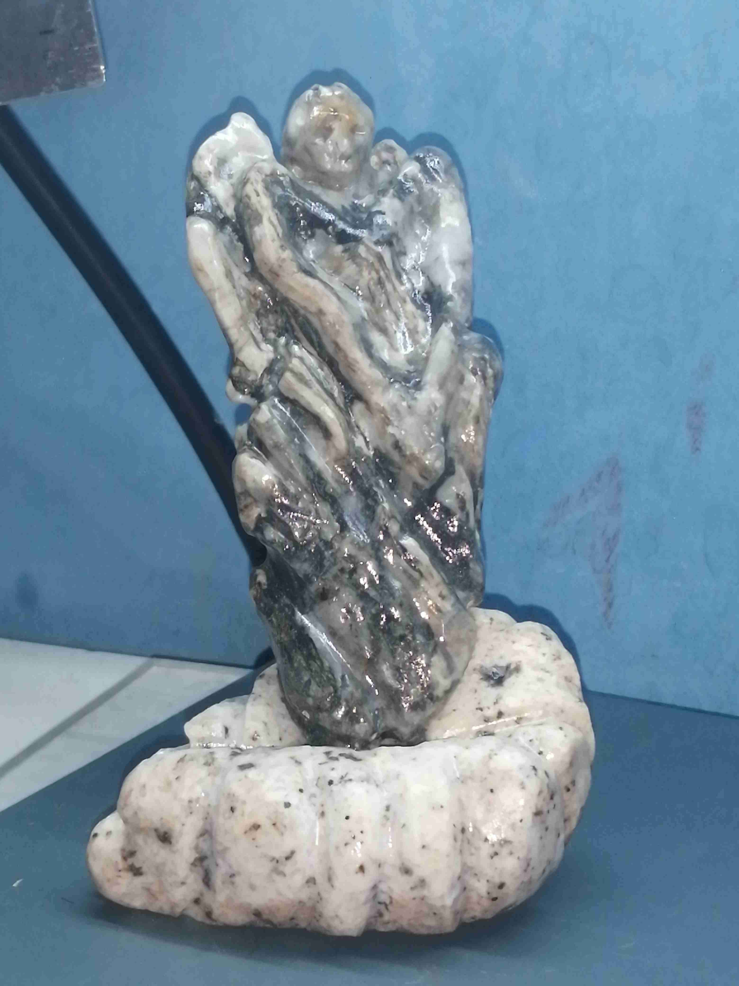 Escultura de piedra magallanica decoración. - miniatura 2