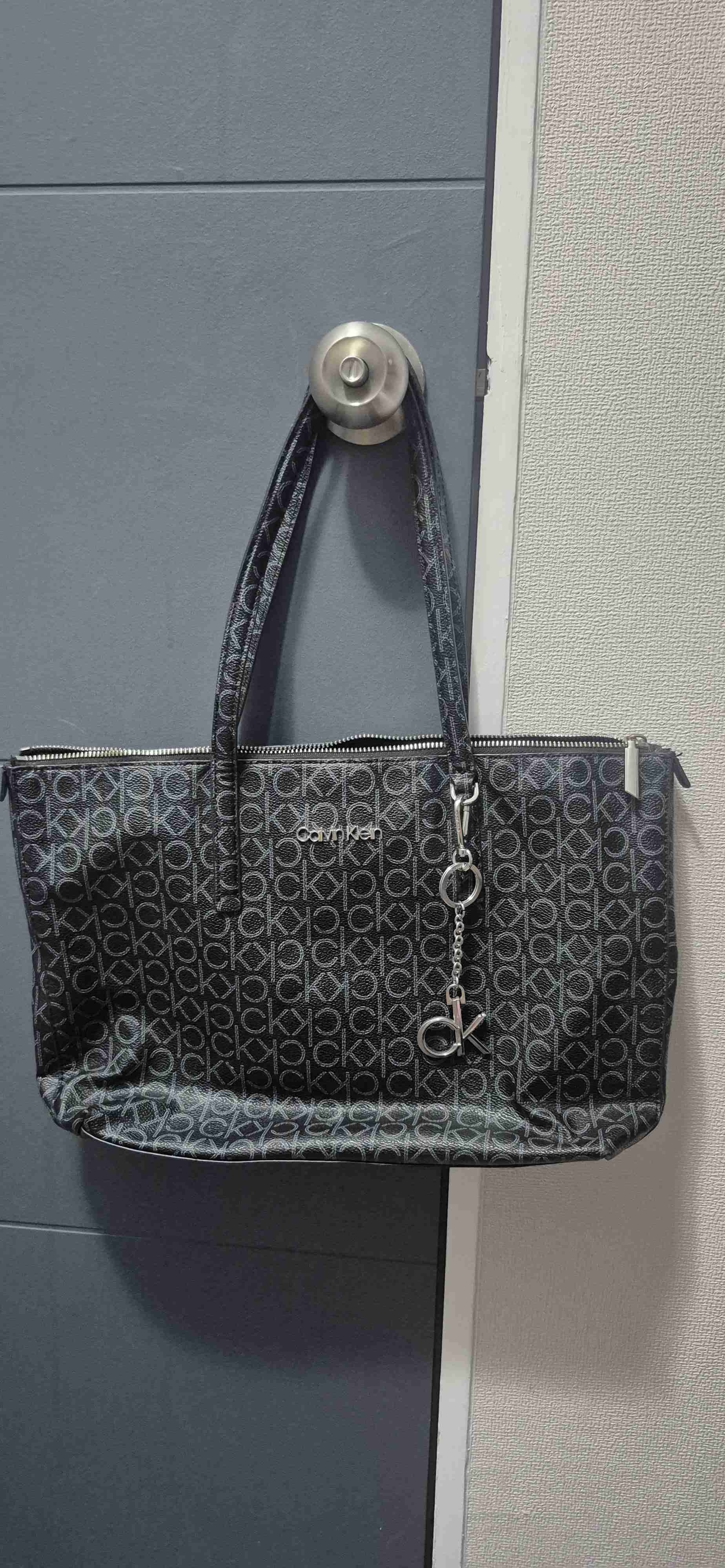 Bolso tote Calvin Klein negro - miniatura 2