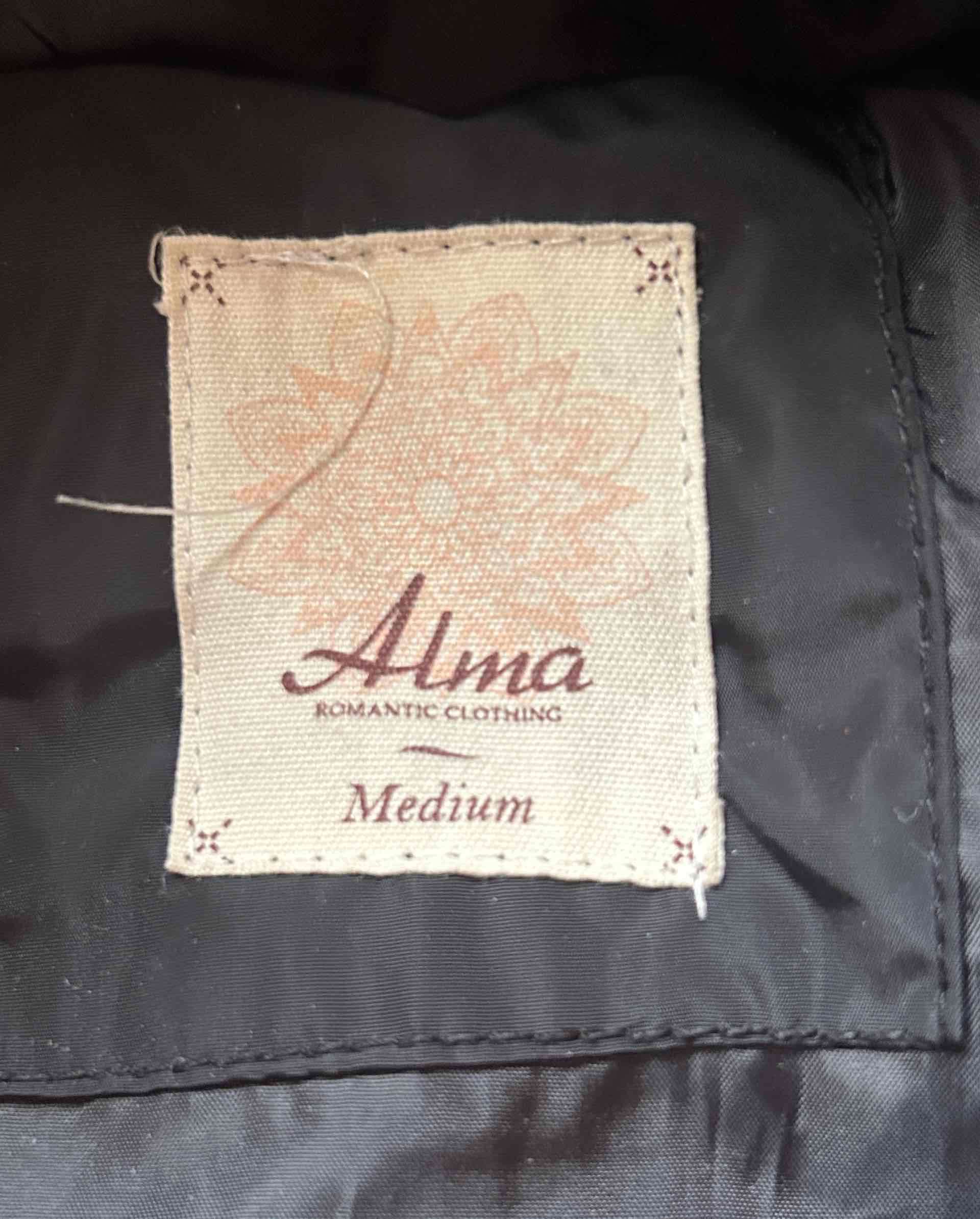 Parka negra con capucha - miniatura 4