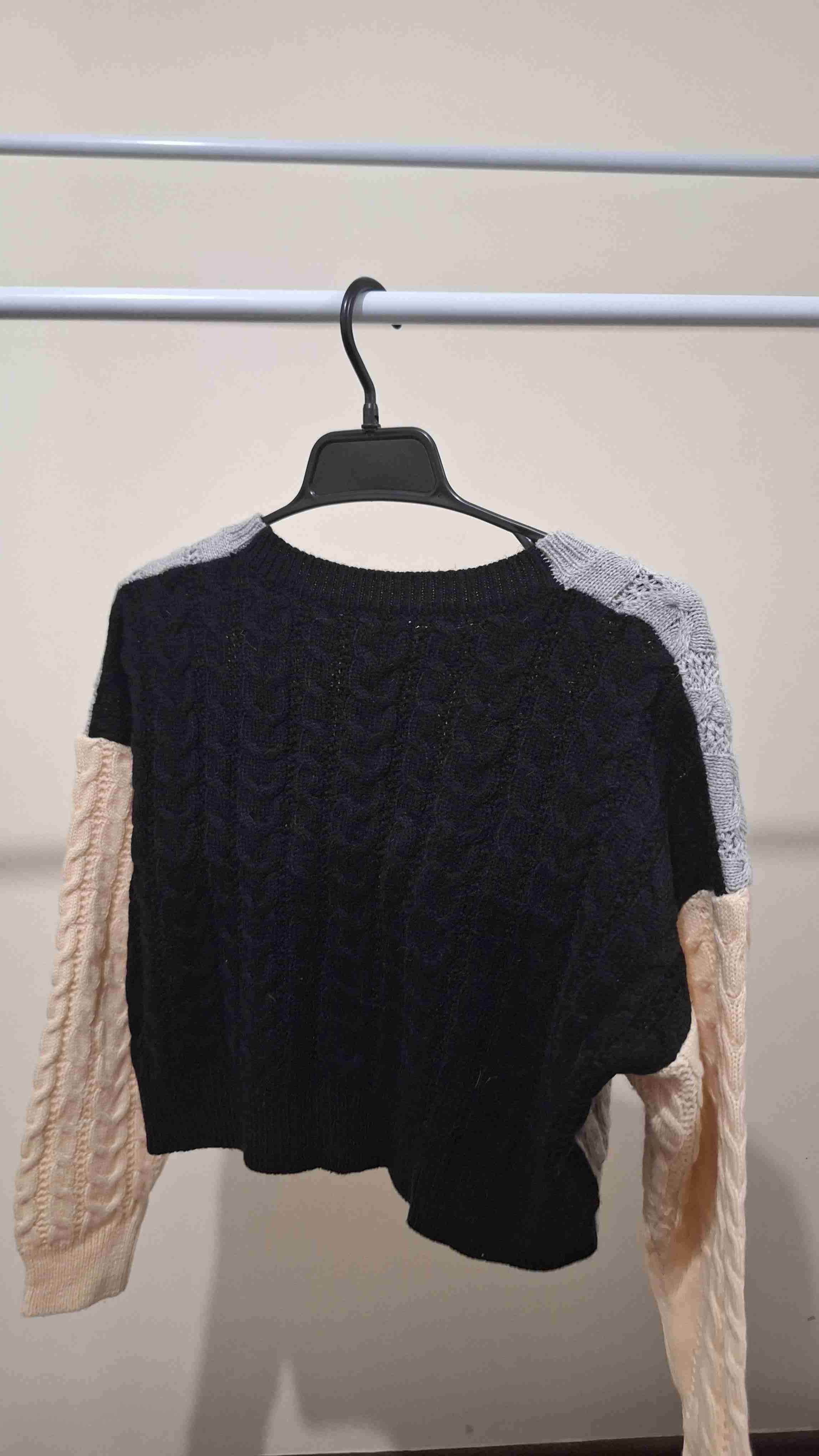 Sweater tricolor de lana - miniatura 2