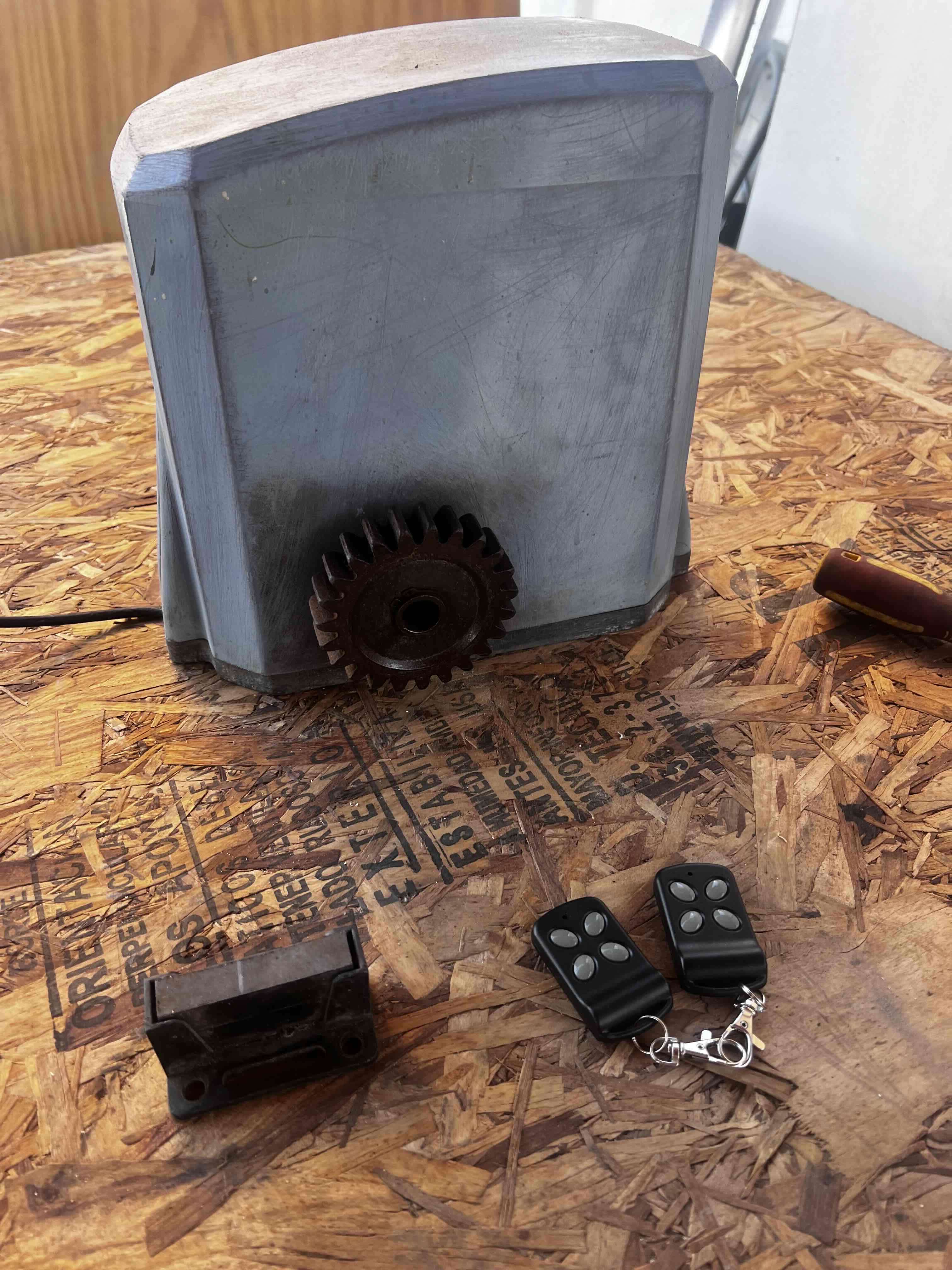 Vendo o permuto Motor eléctrico con controles - miniatura 6