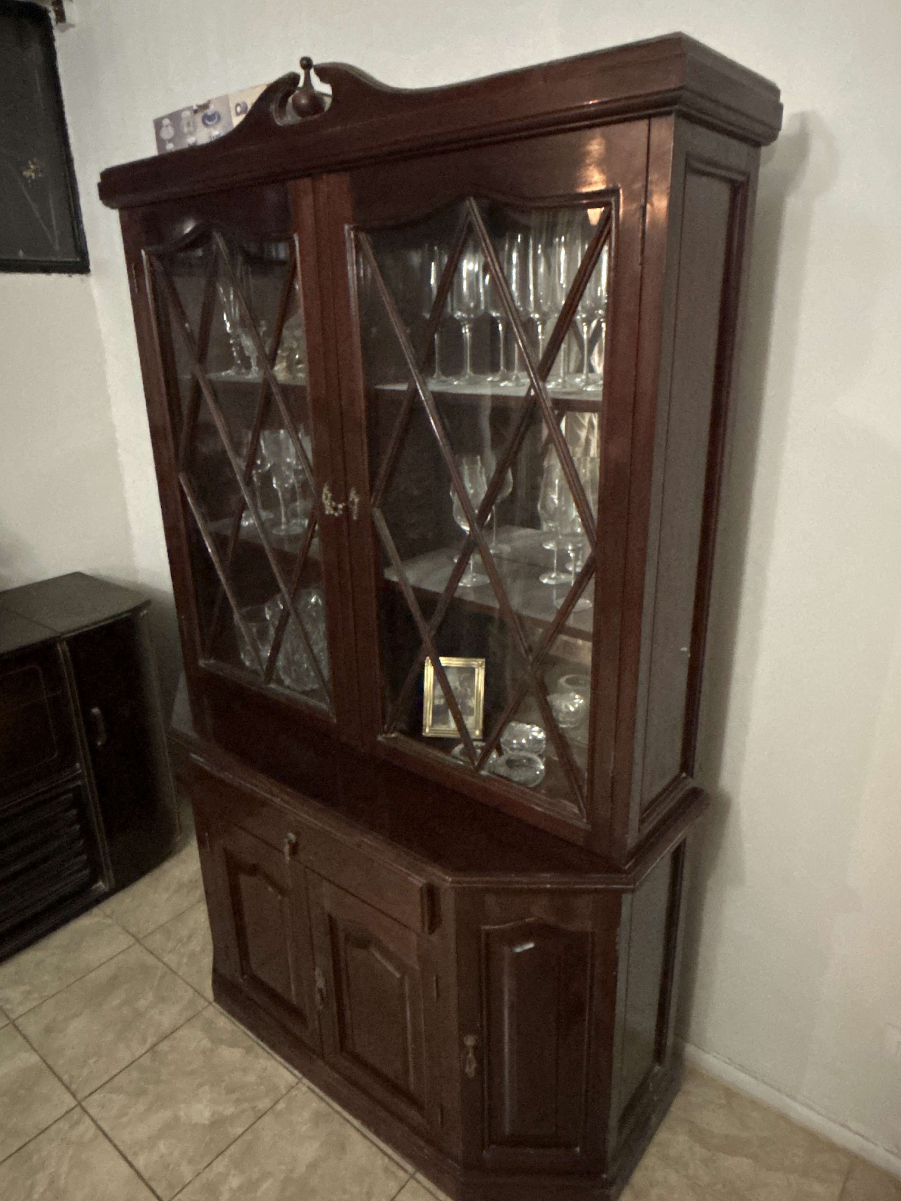 Vitrina de madera antigua - miniatura 2