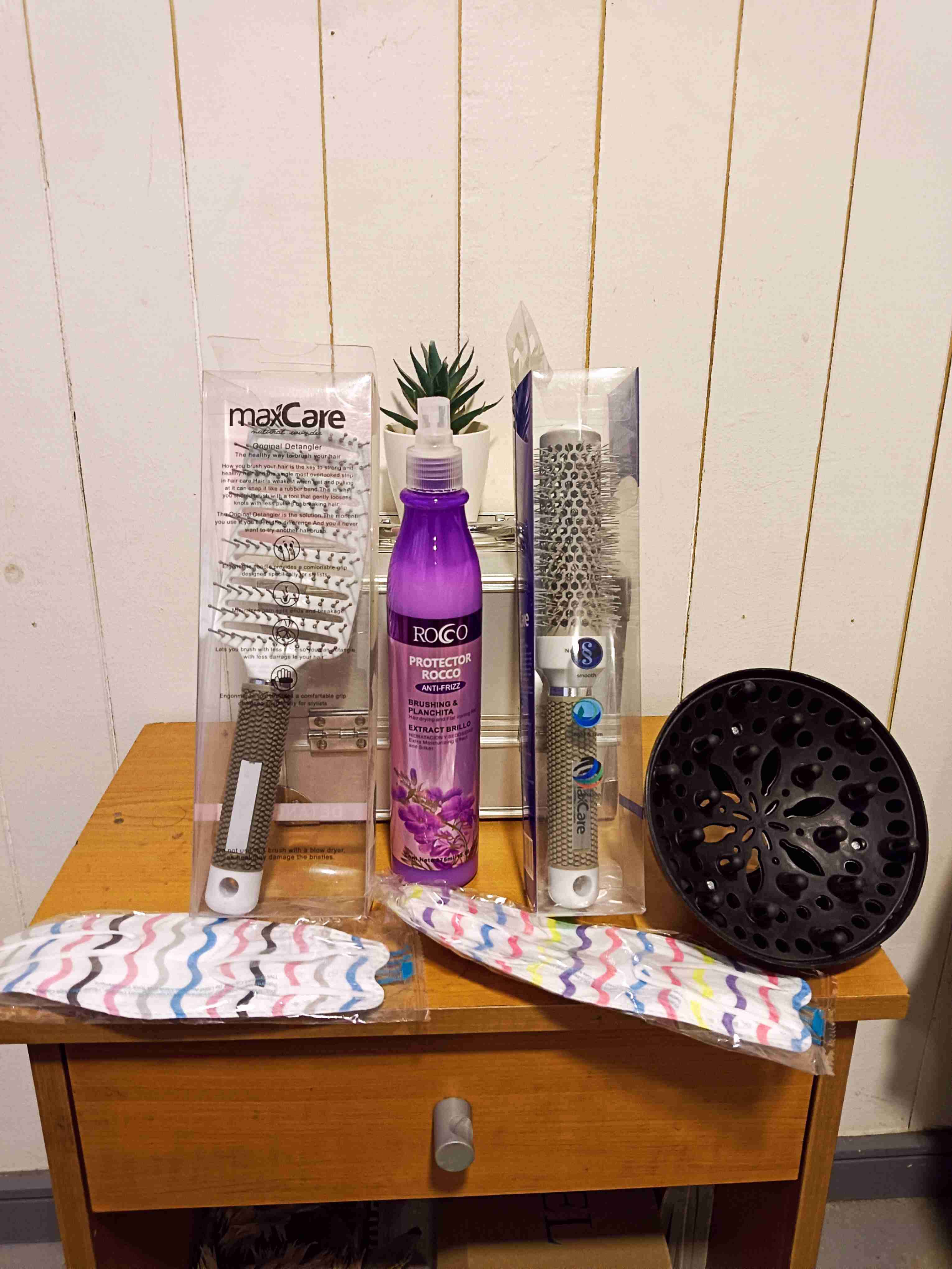 Productos de manicura y peluquería profesiona - miniatura 2