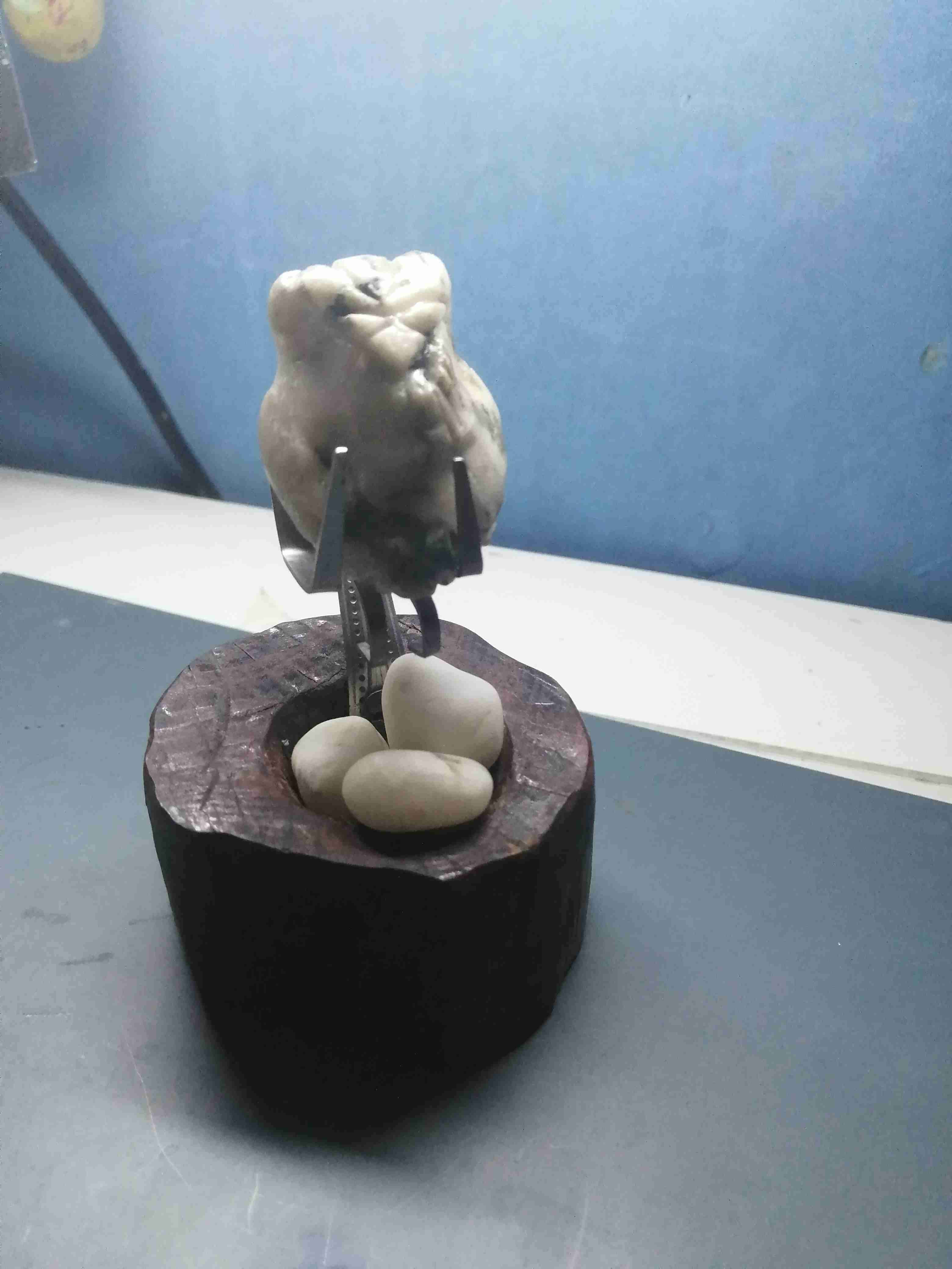Escultura de búho en piedra magallanica 12cm. - miniatura 2