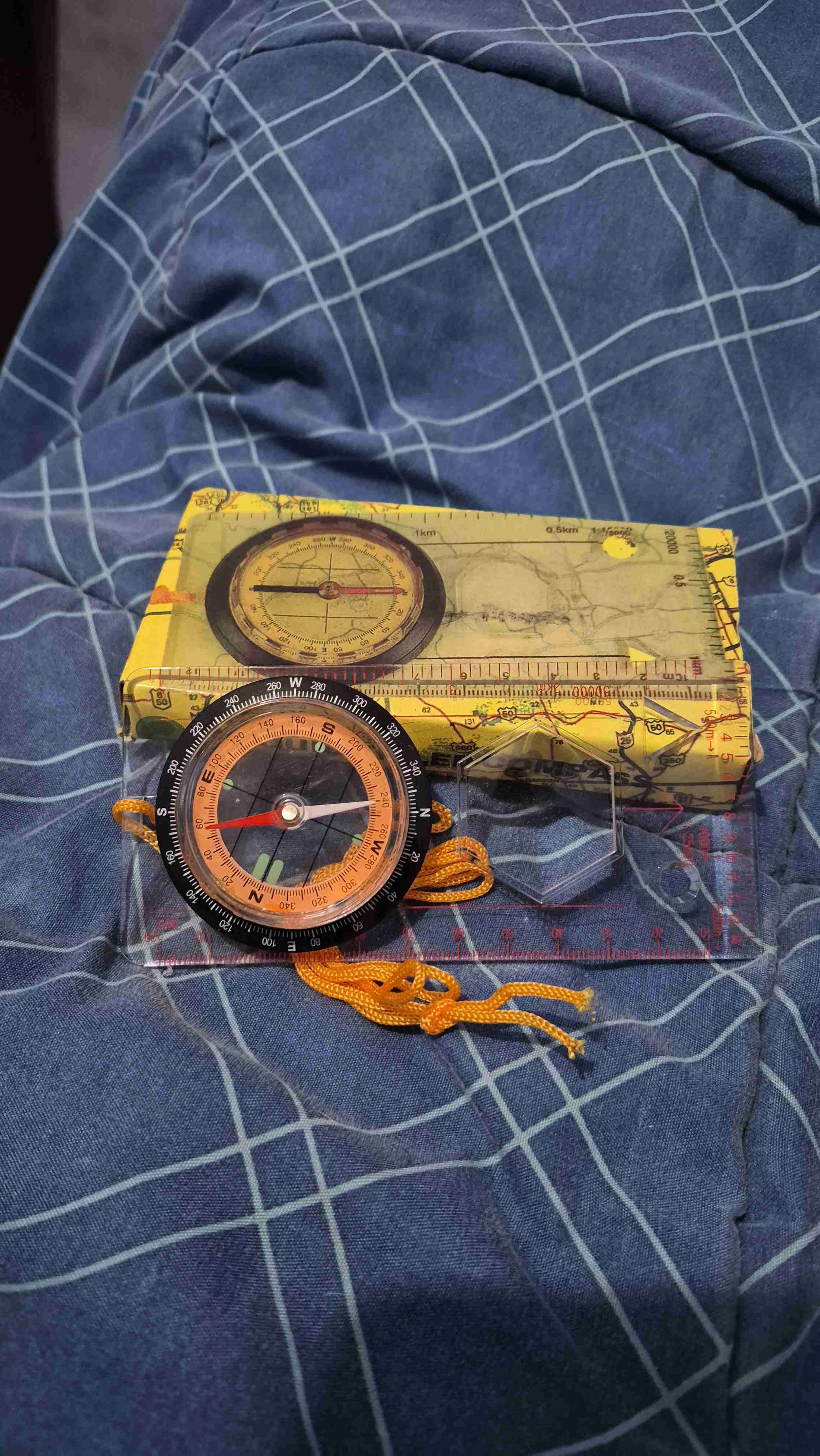 Brújula con regla topográfica - miniatura 1