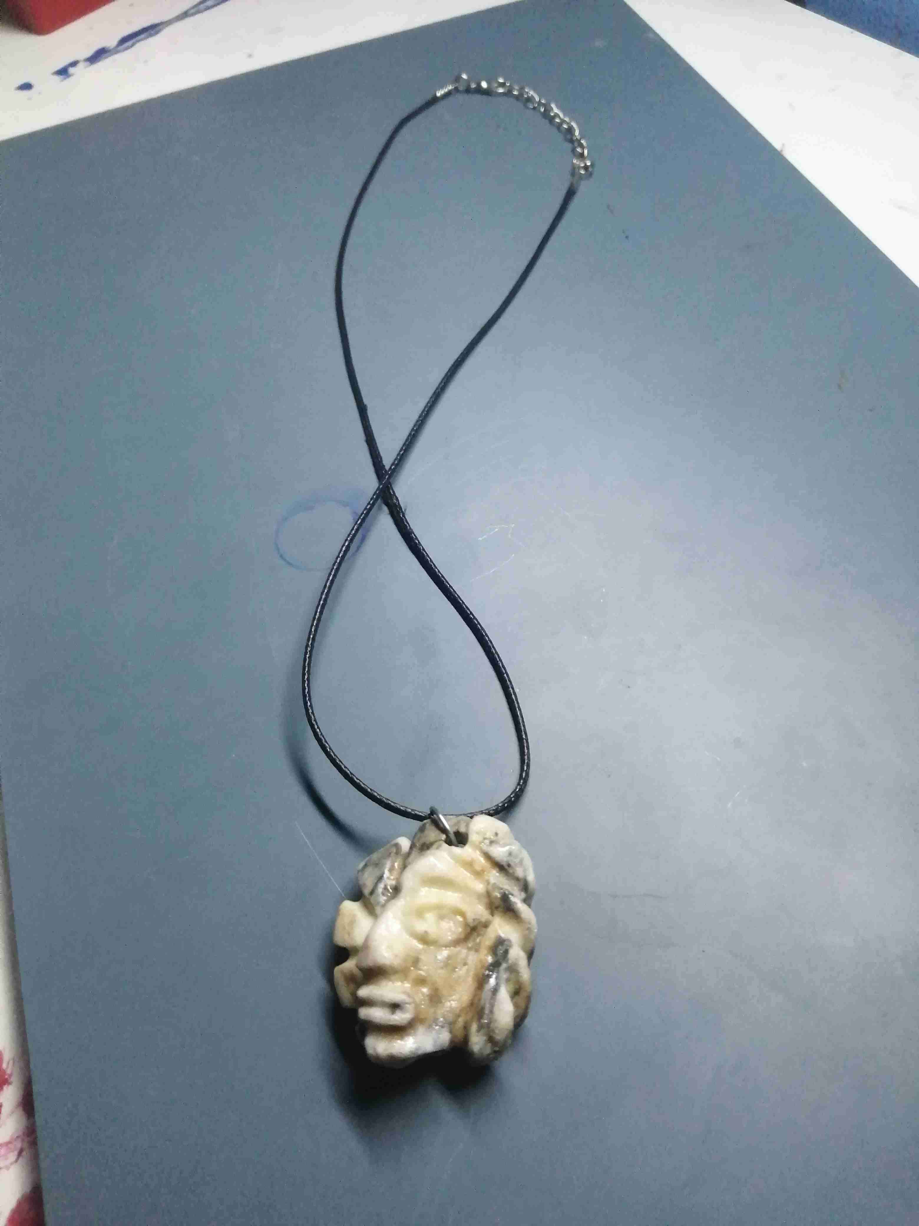 Colgante con collar negro de piedra magallanica - miniatura 3