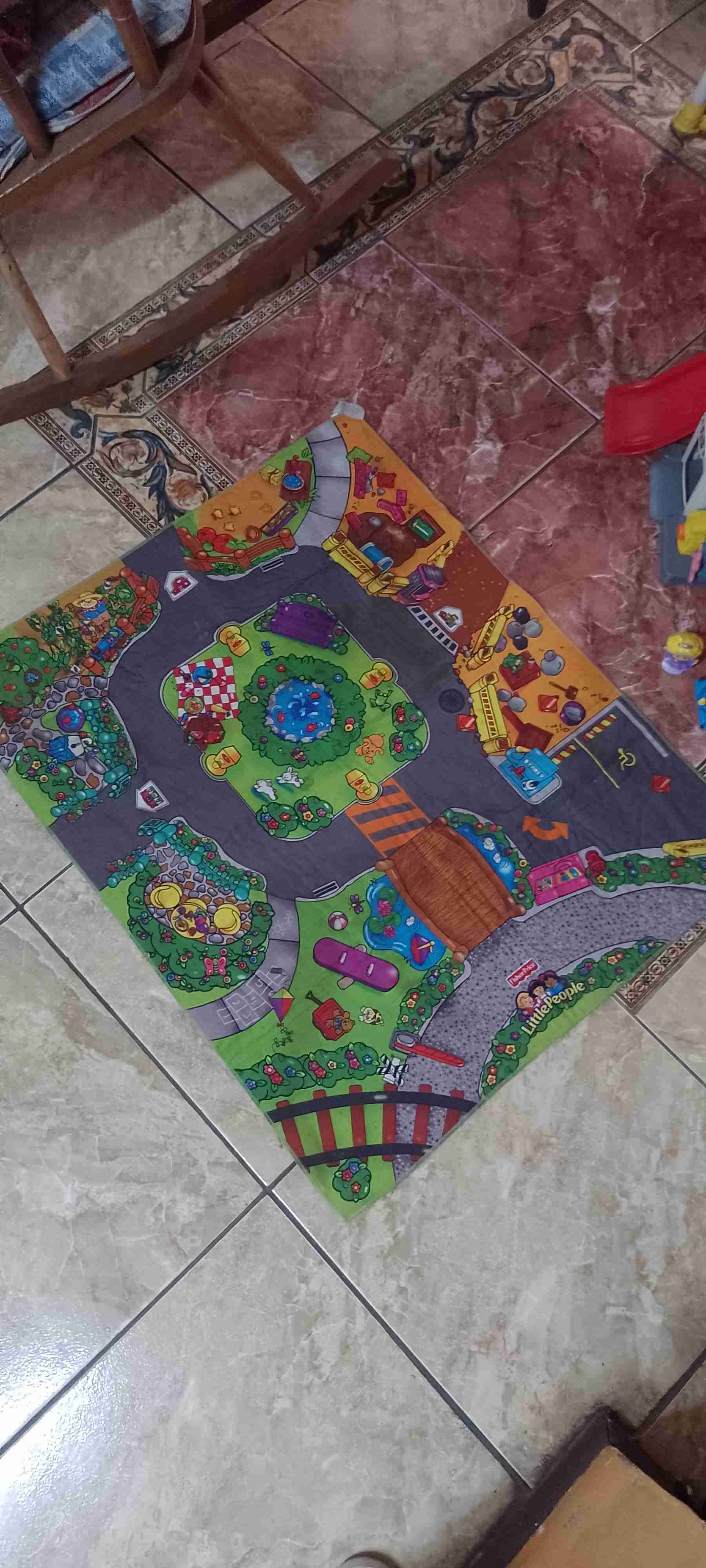 Estación de juegos Little People - miniatura 2