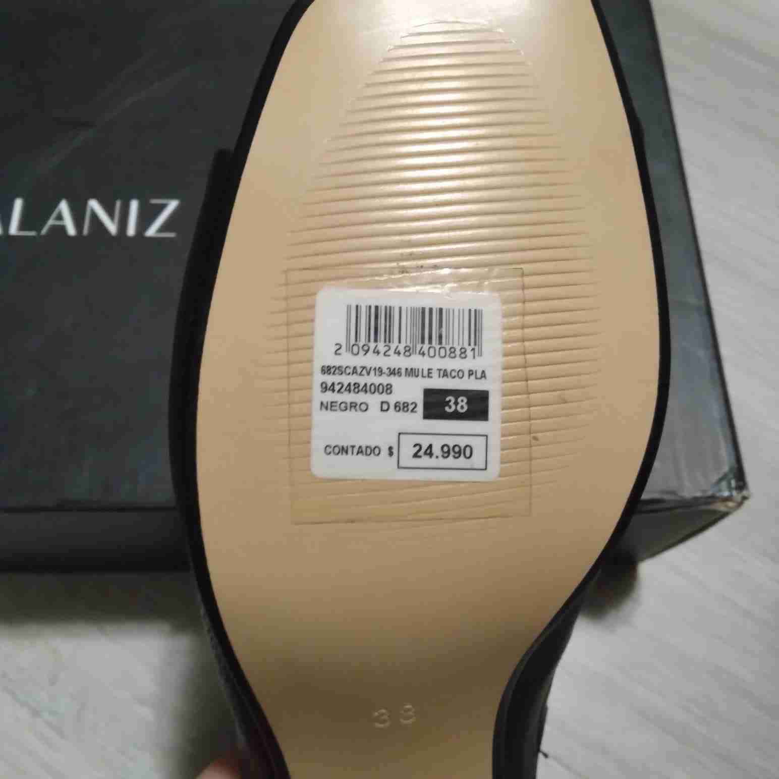 Tacones negros Alaniz - miniatura 2