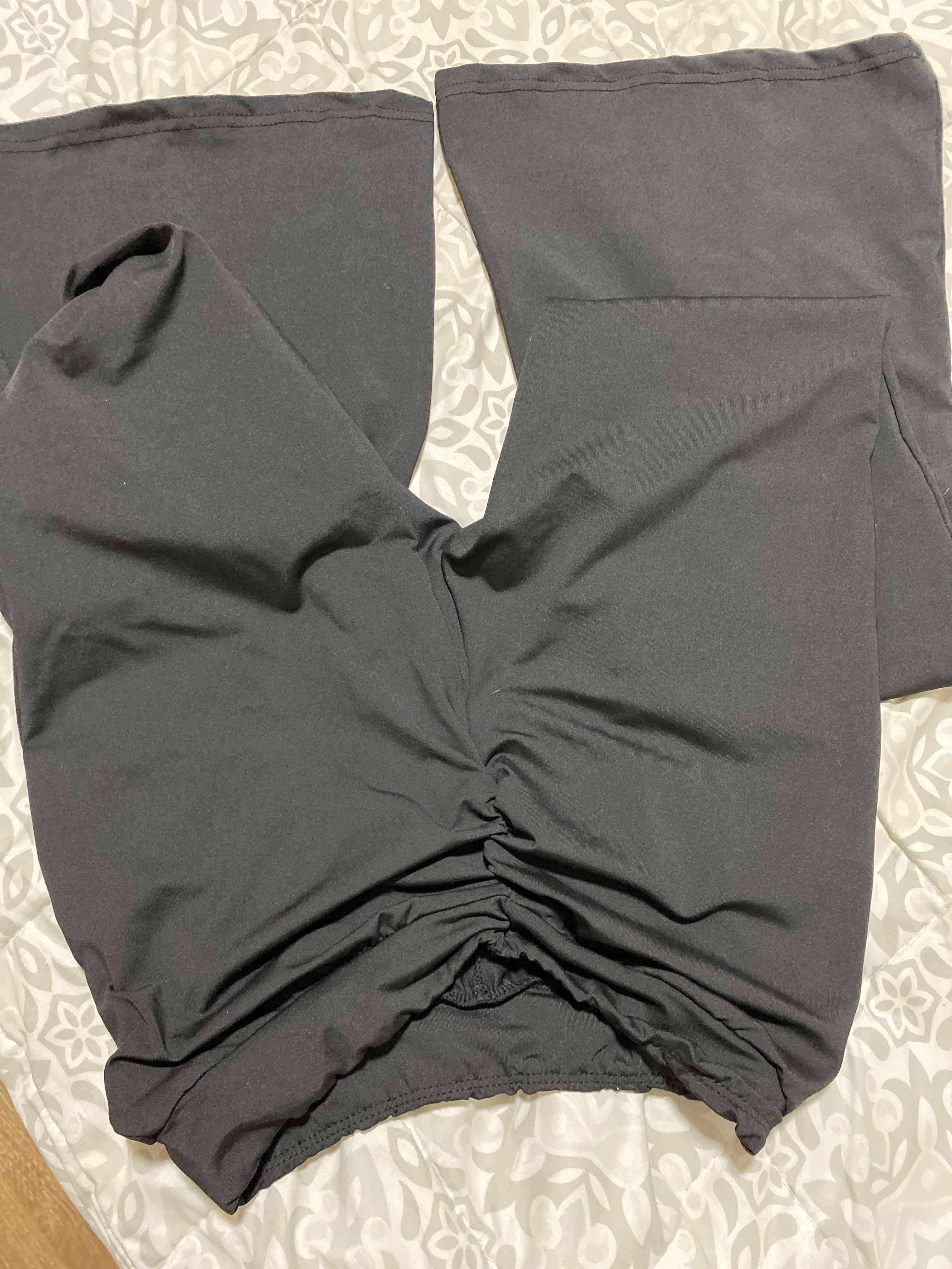 Pantalones negros acampanados - miniatura 2