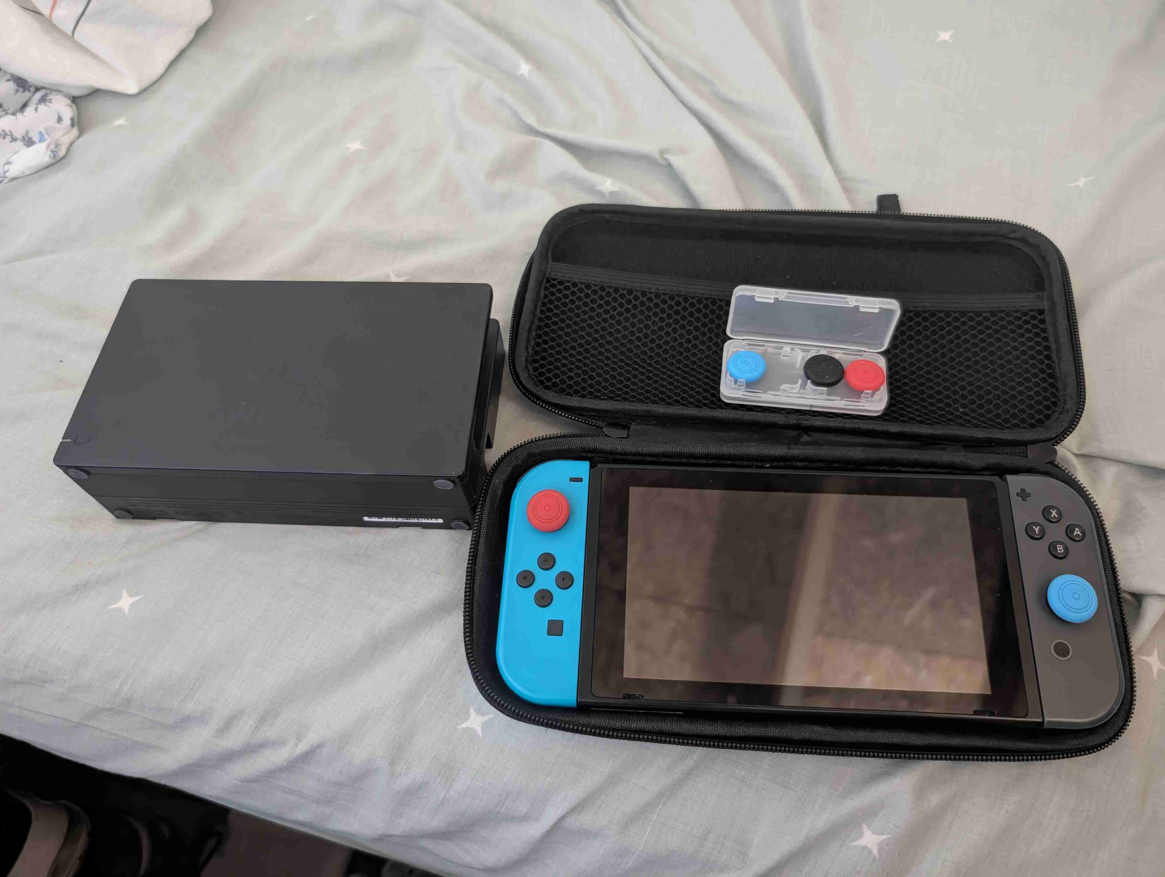 Nintendo switch V2 - miniatura 3