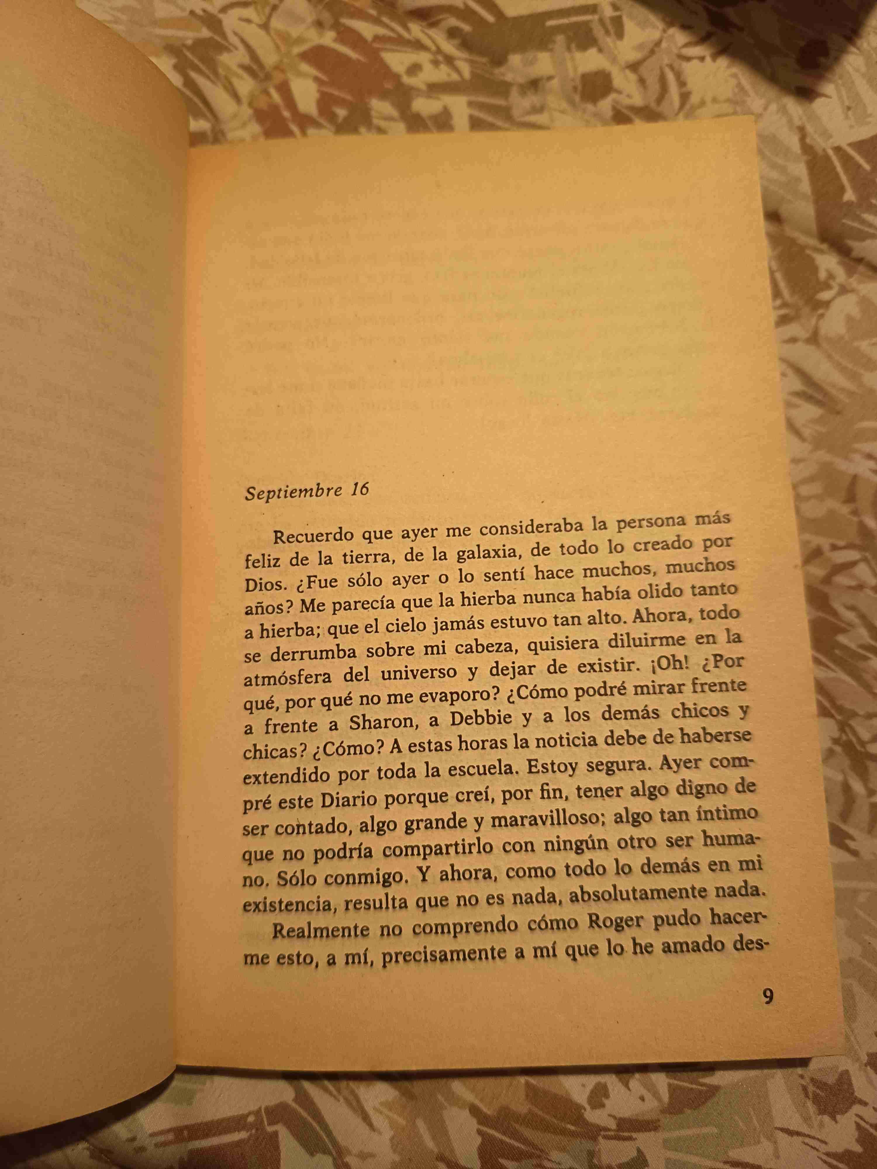 Pregúntale a Alicia - Libro usado - miniatura 2