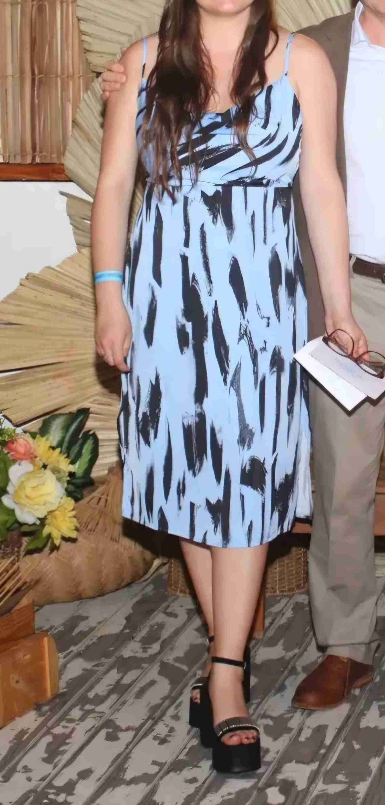 Vestido azul estampado tirantes - miniatura 2