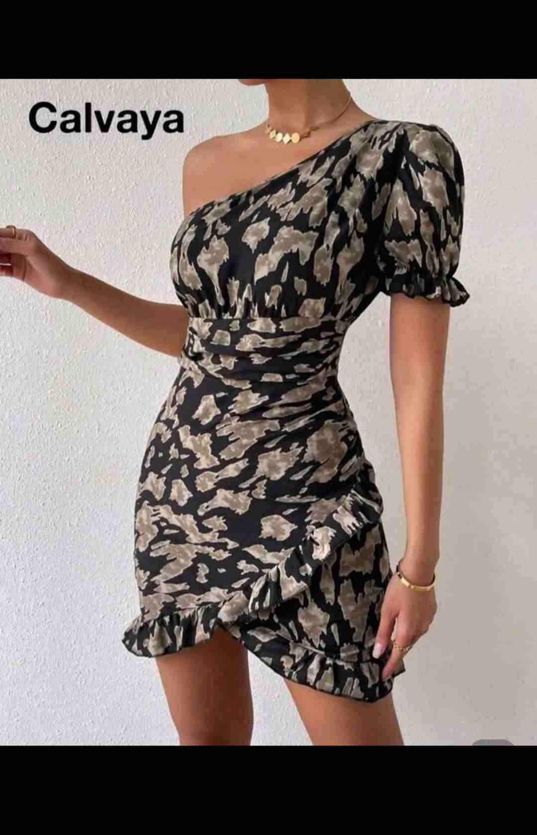 Vestido asimétrico estampado floral - miniatura 4