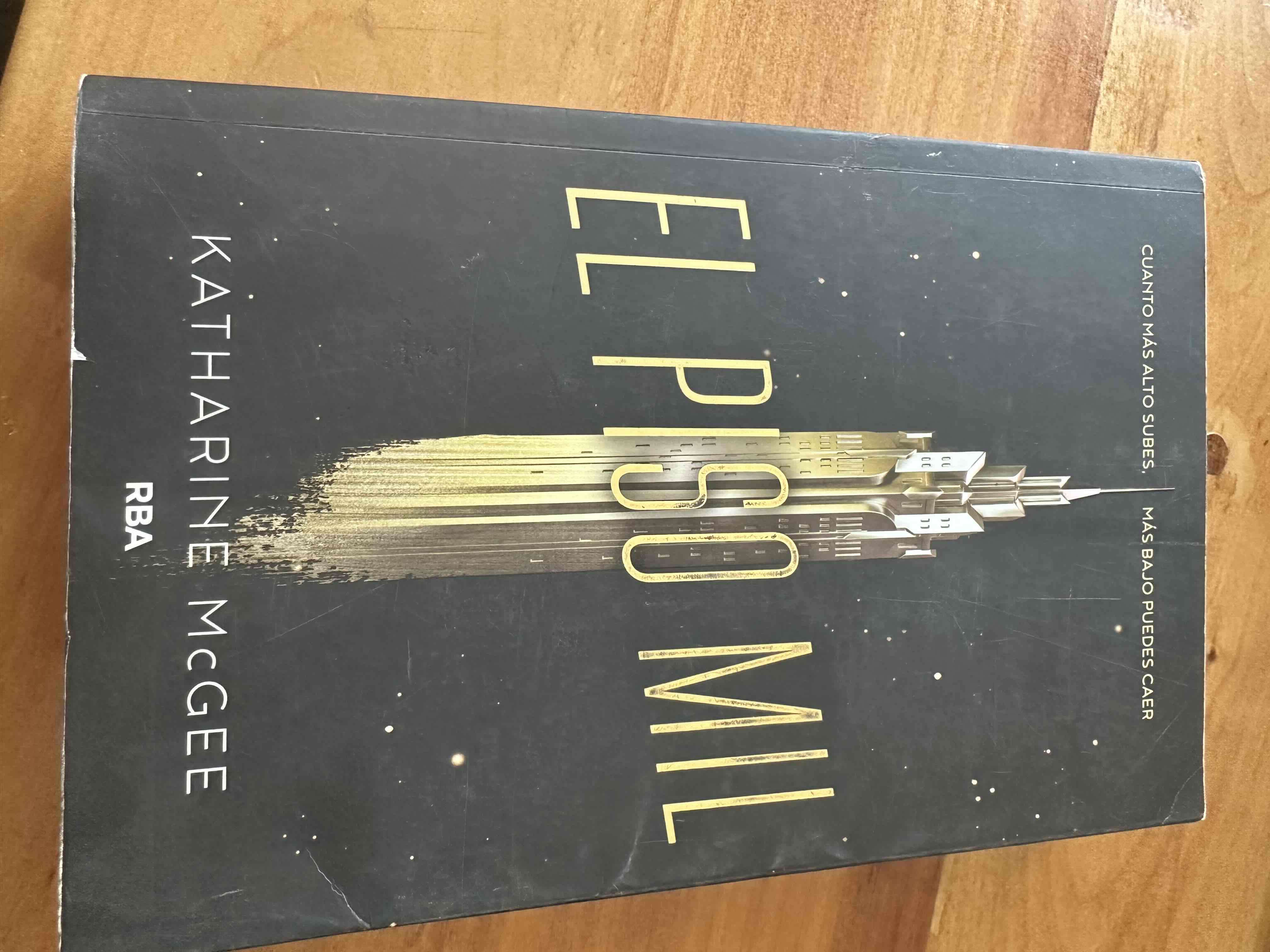 Libro 'El Piso Mil' de Katharine McGee