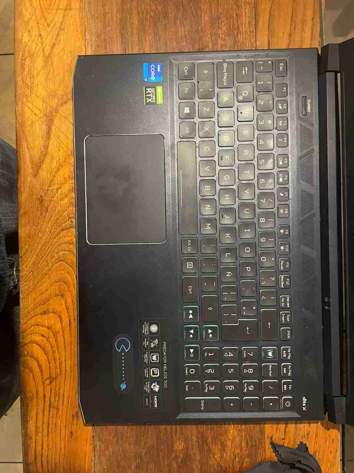 Laptop HP Predator sense helios 300 - miniatura 3