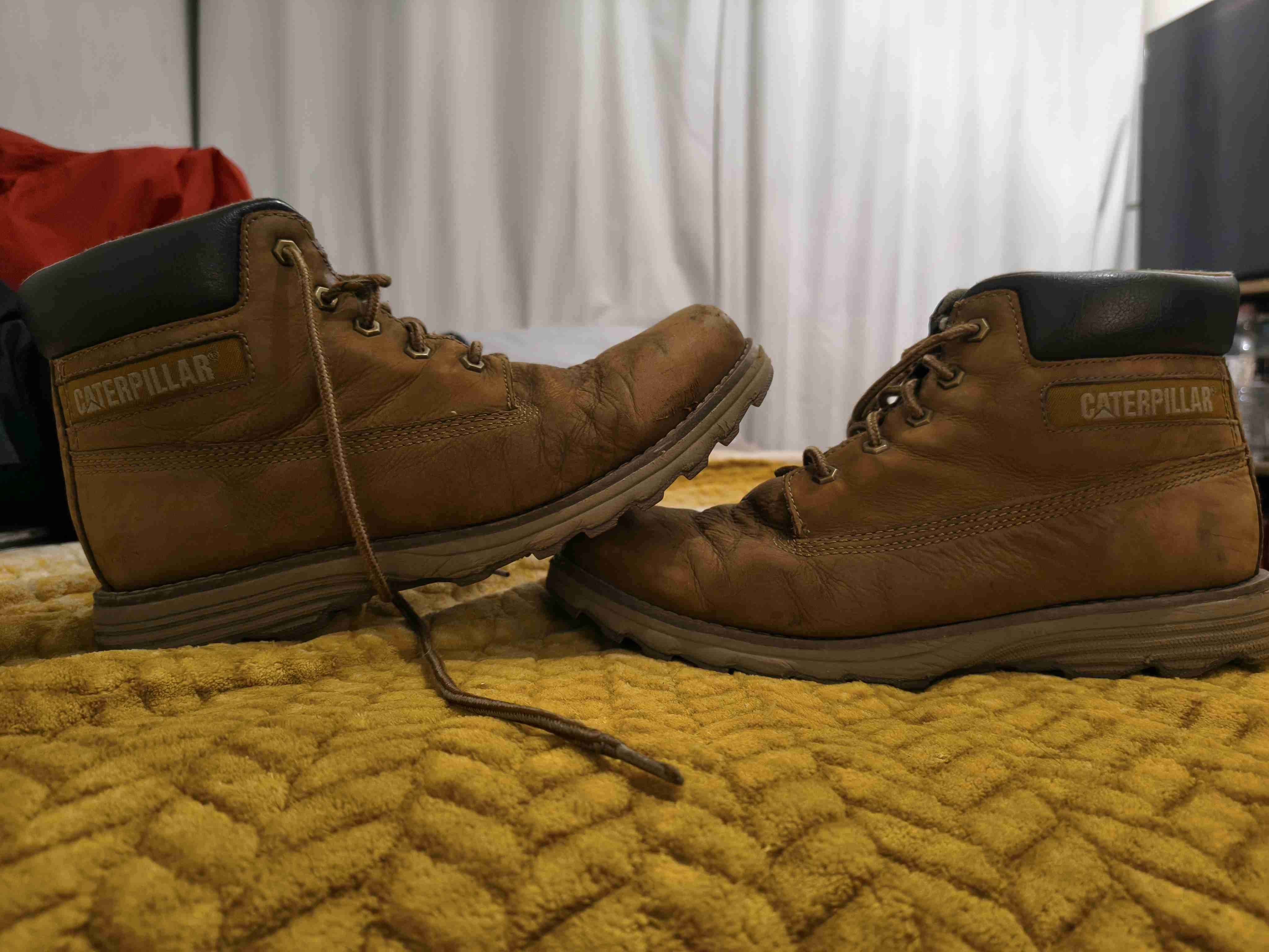 Botas Caterpillar café hombre talla 43
