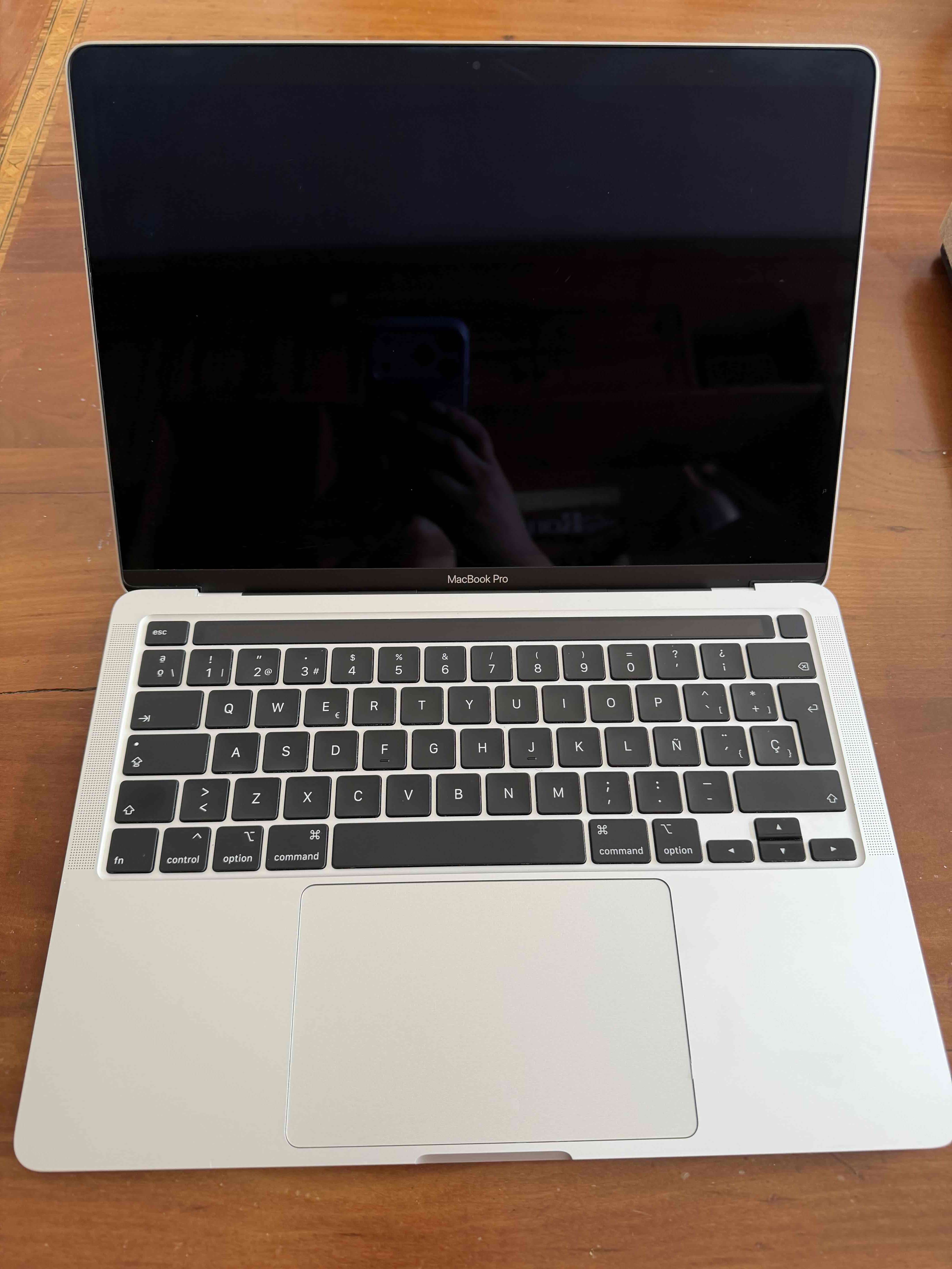 MacBook Pro en caja original - miniatura 6