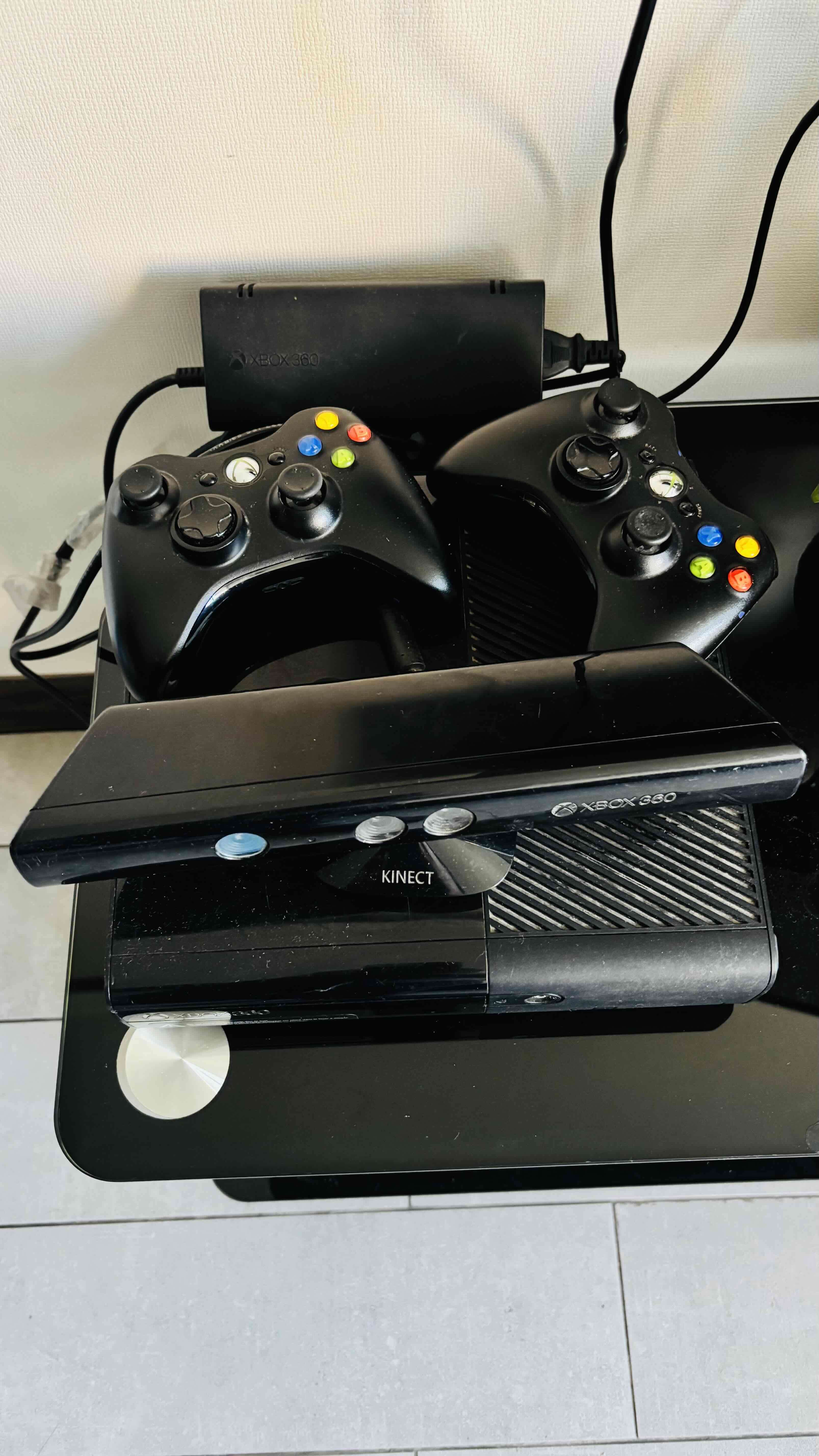 Consola Xbox 360 con Kinect - miniatura 4