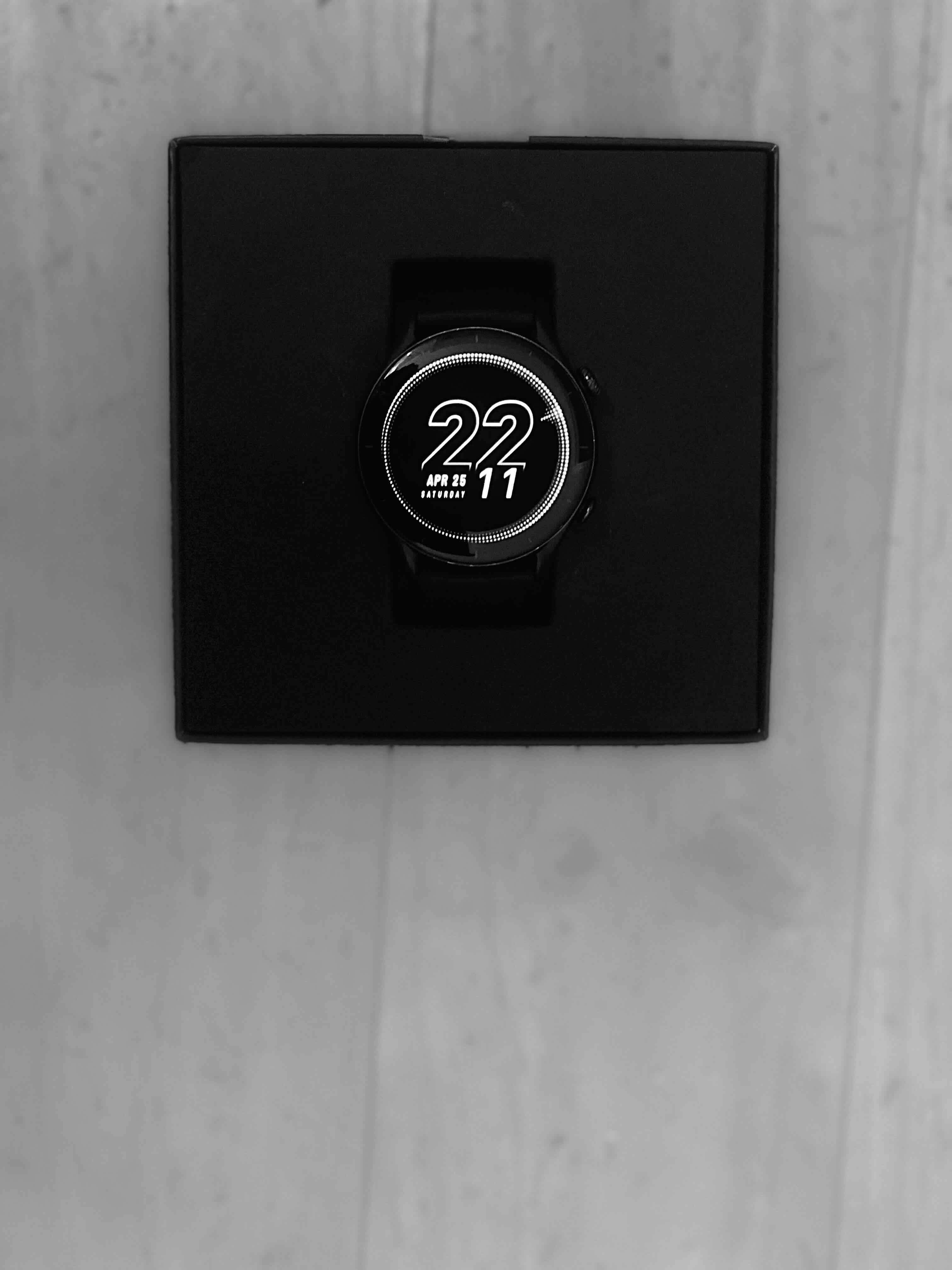 Reloj inteligente negro - miniatura 3